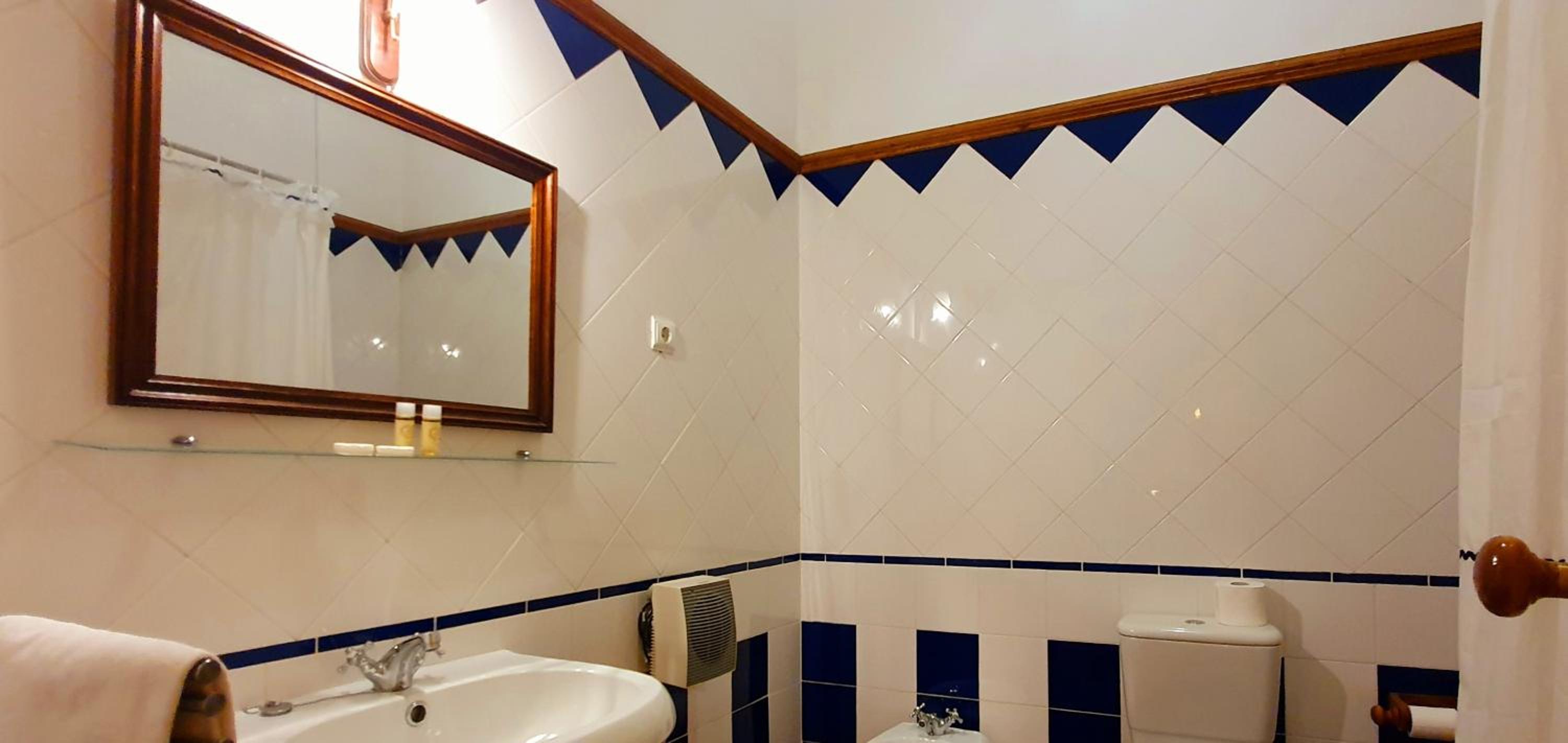 Casa do Fundo - Sustainable & Ecotourism