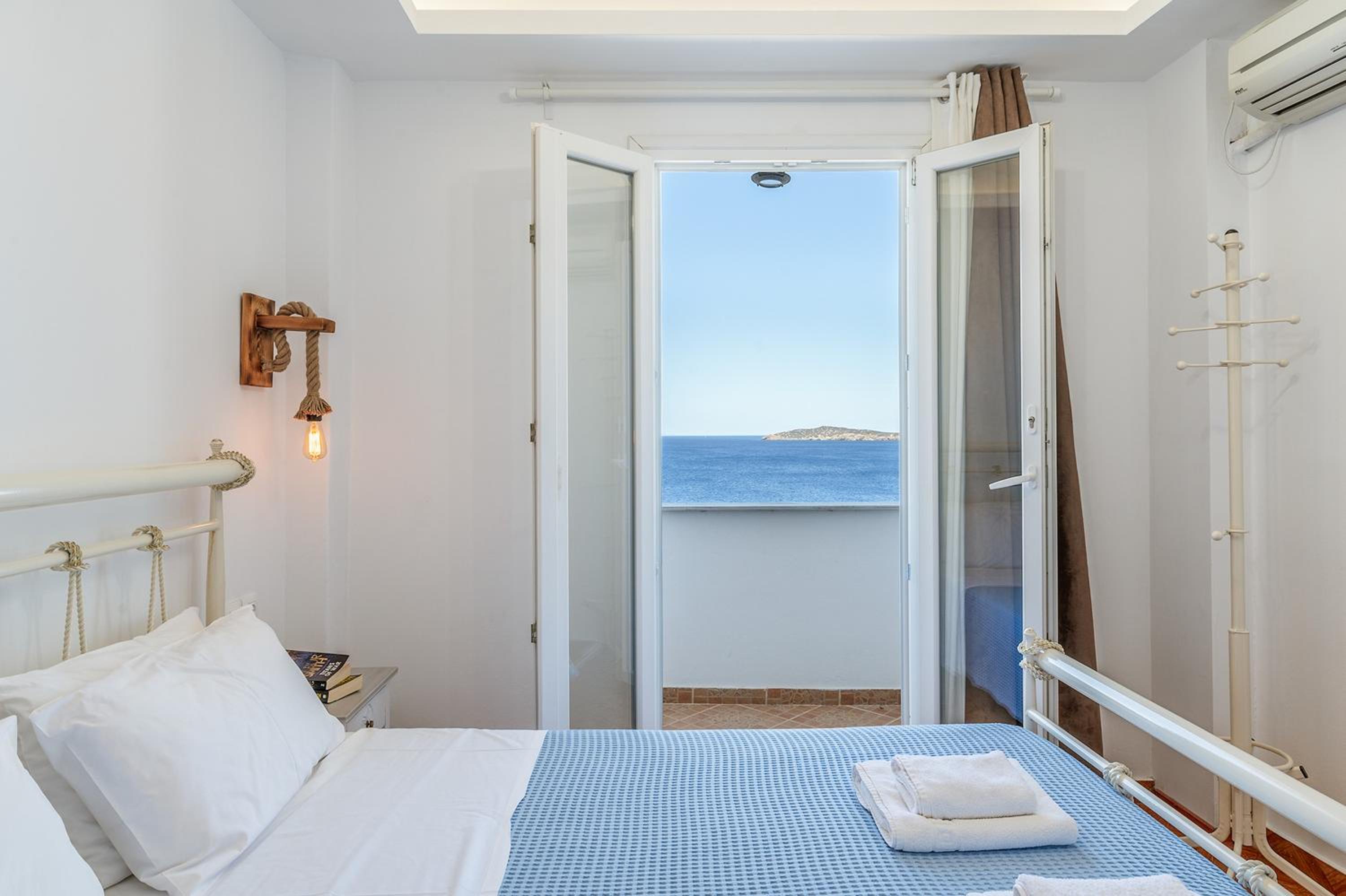 Blue Waves View Andros photo 3