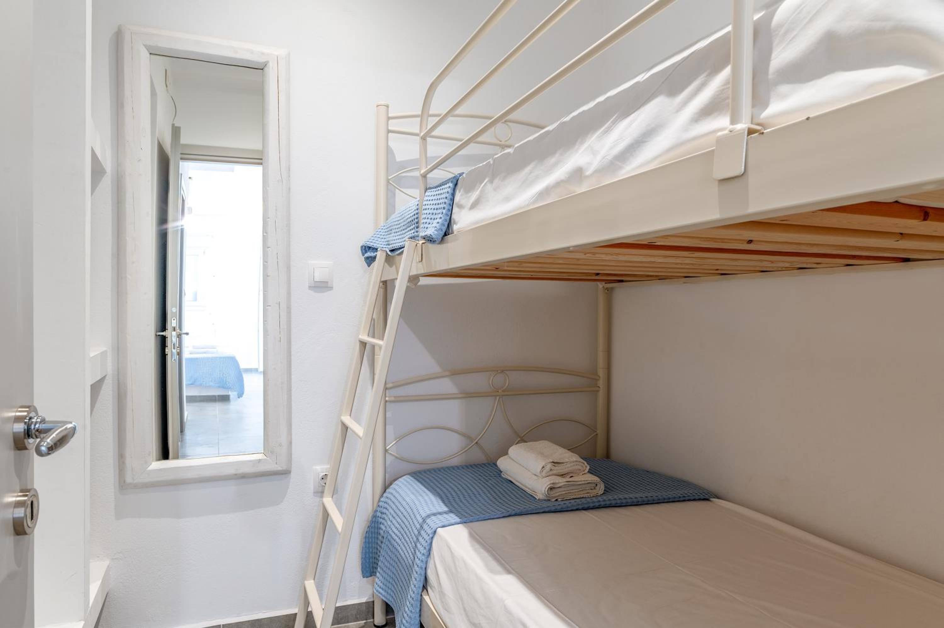 Blue Waves View Andros photo 4