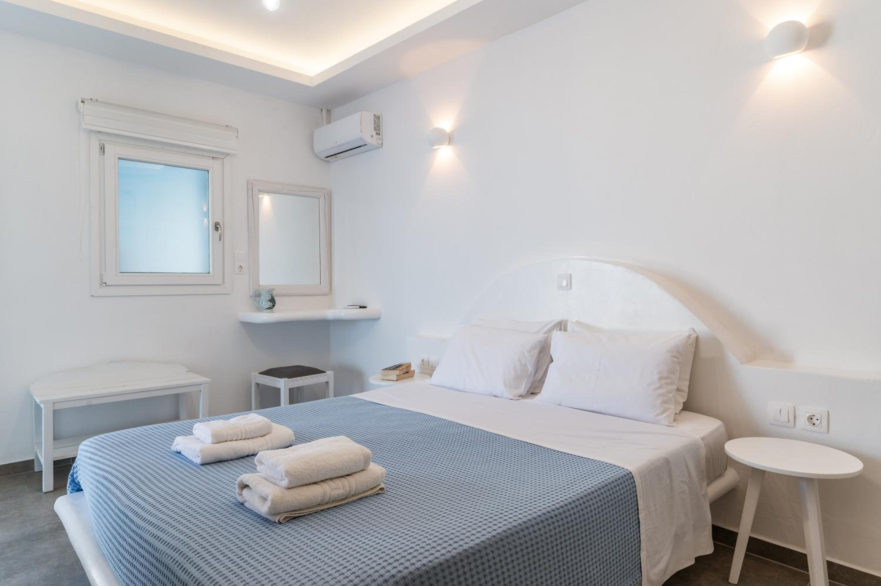 Blue Waves View Andros photo 2