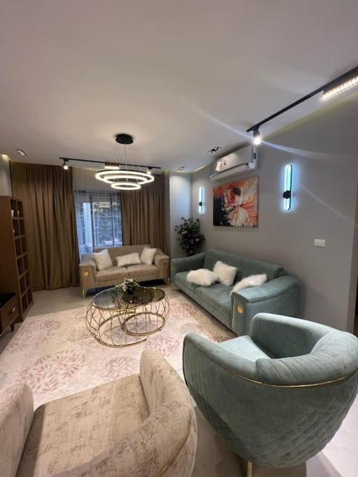 2 BR apartment at lake view residence view 4