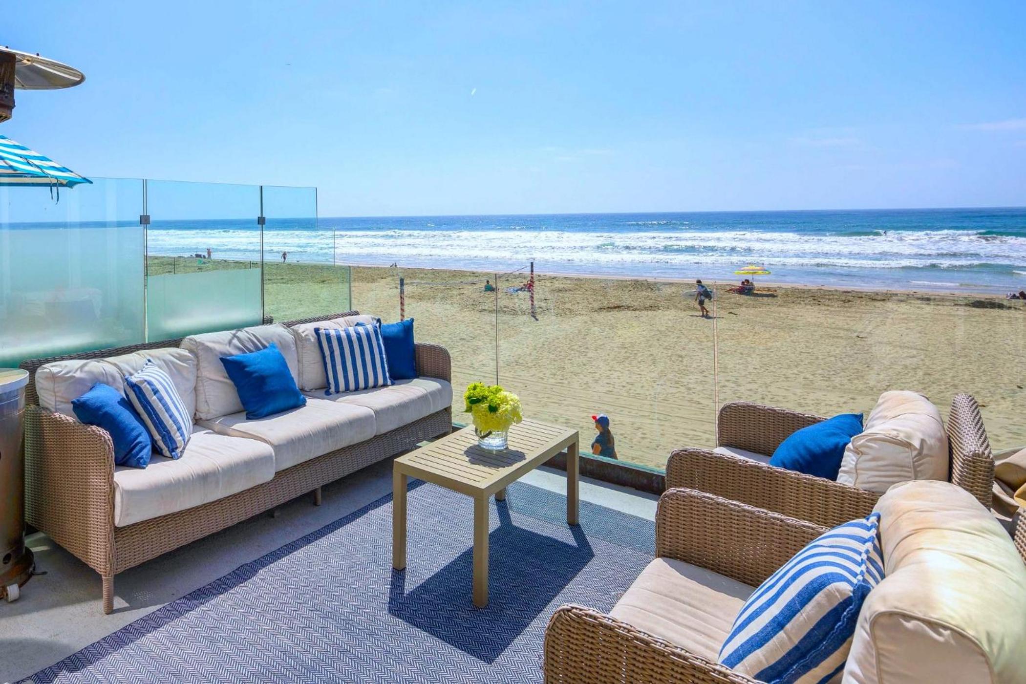 B5381 Nautica Beach House view 4