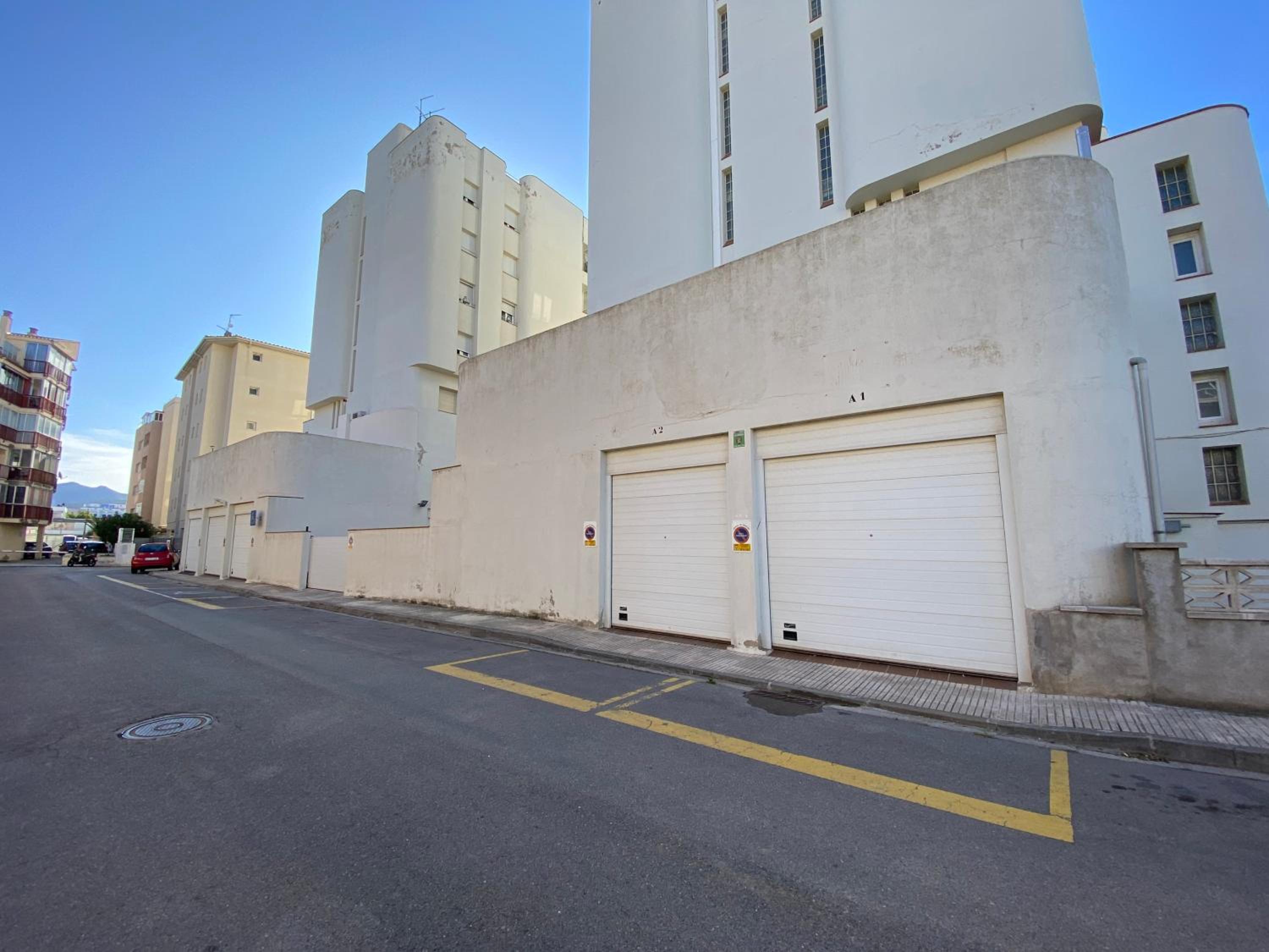 Agi Drugstore Apartments