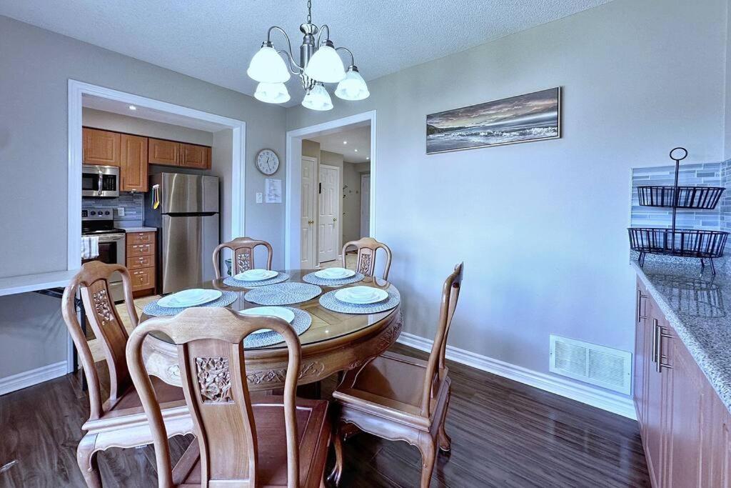 Barrie Vacations - Cozy house at south end Barrie - Property Image 25