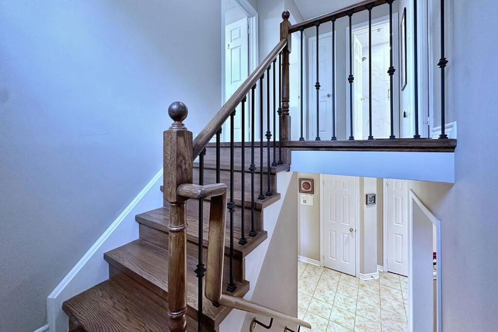 Barrie Vacations - Cozy house at south end Barrie - Property Image 17