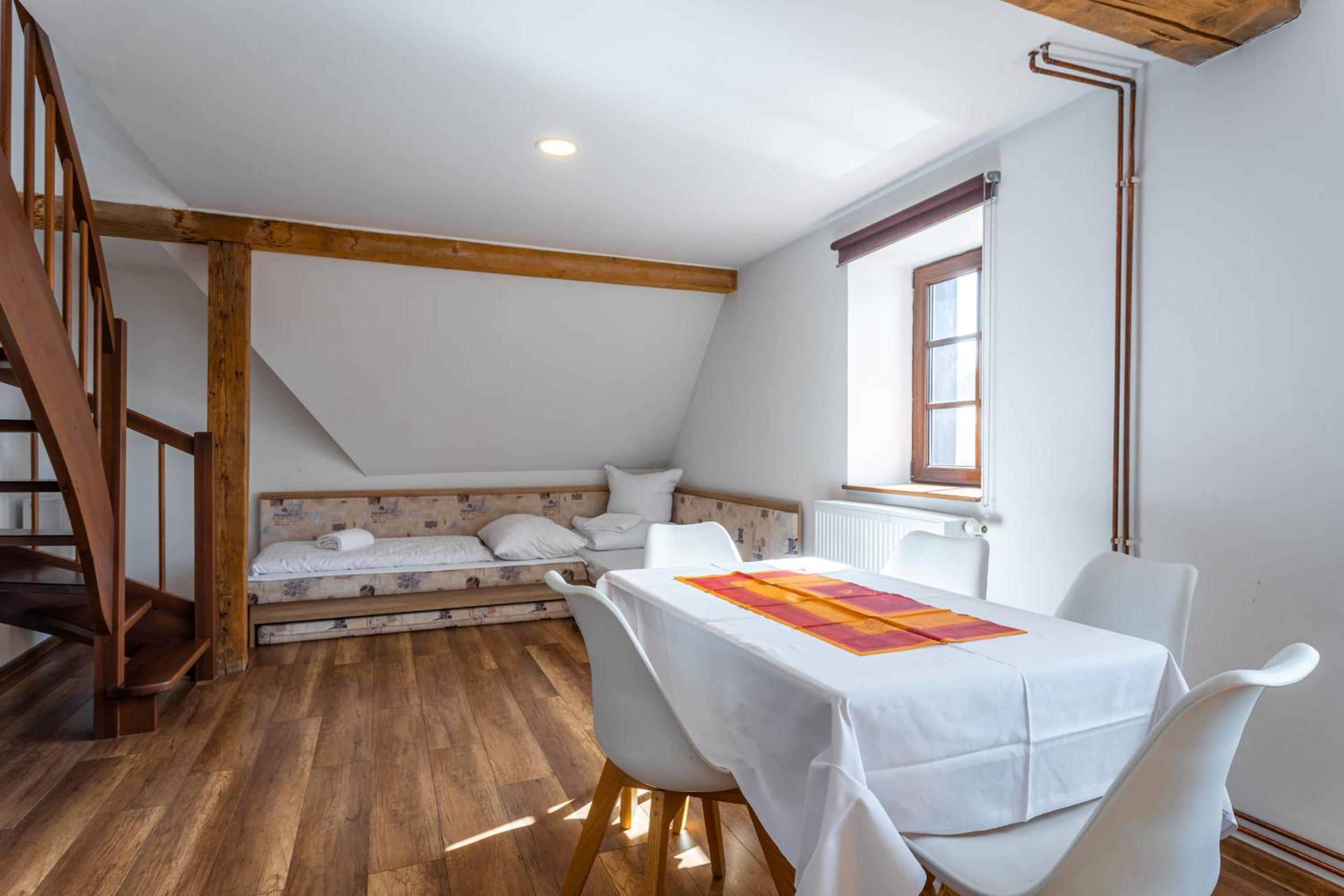 Houda Bouda - Penzion & Apartmány