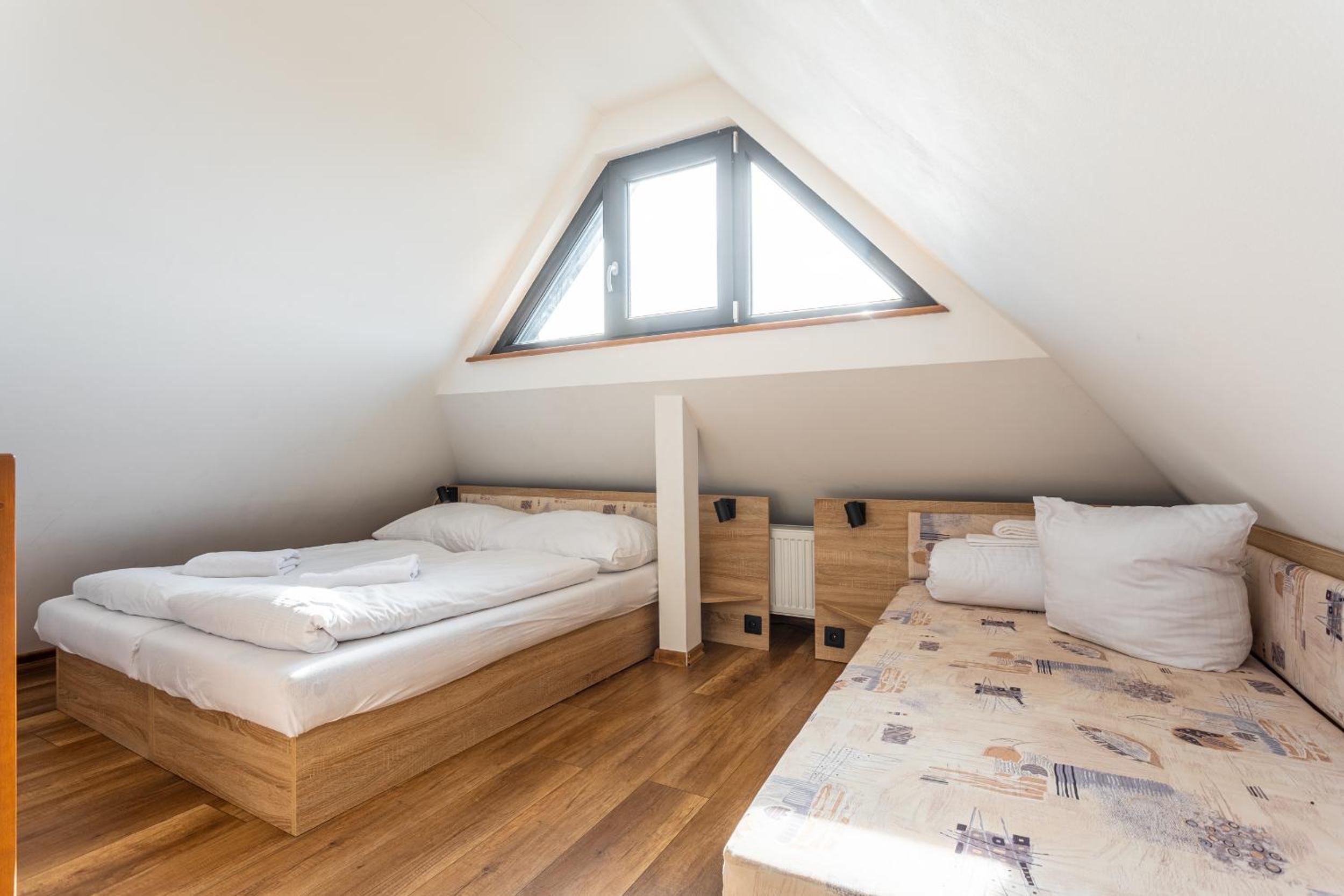 Houda Bouda - Penzion & Apartmány