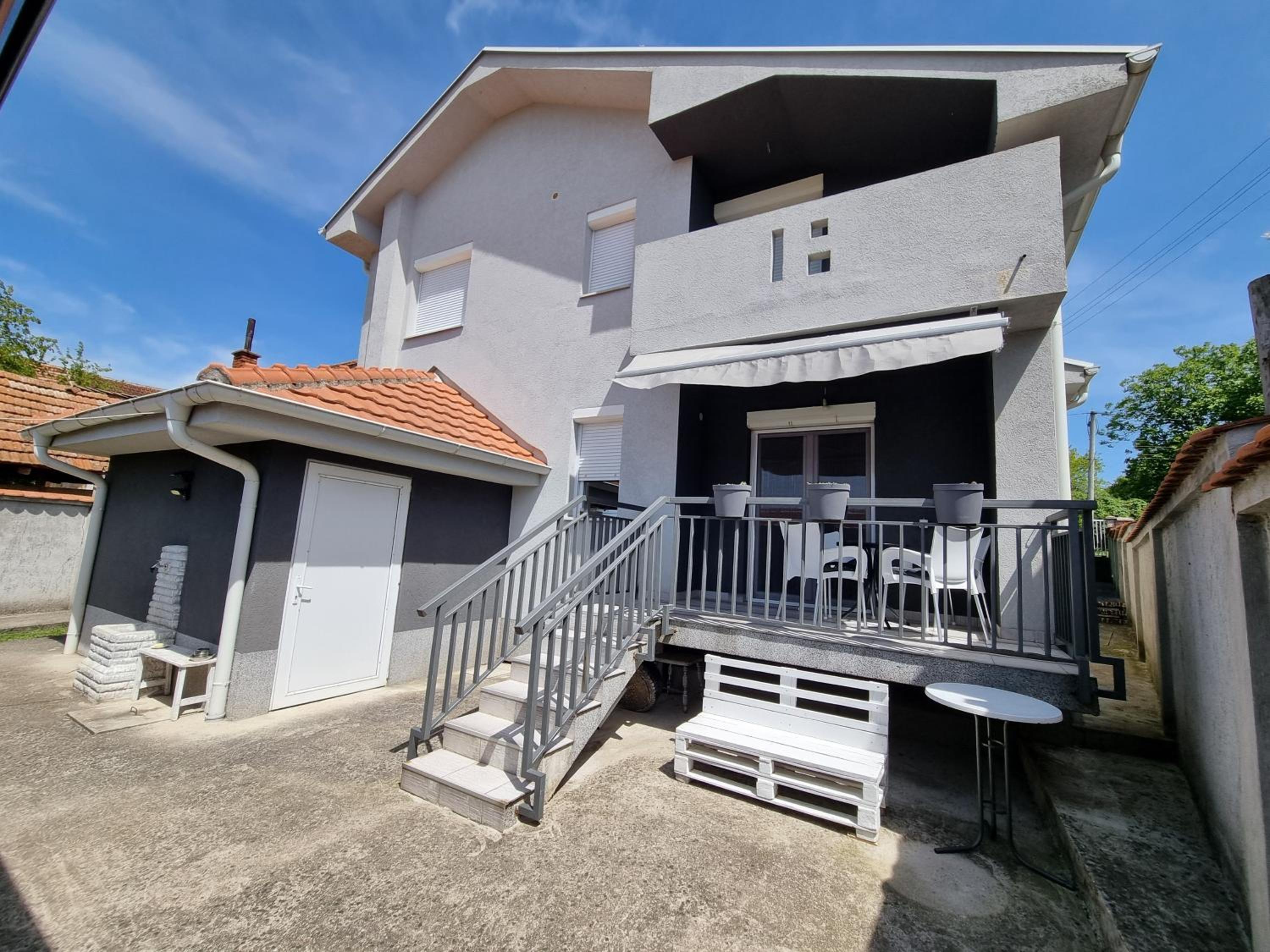 Vila MINJA
