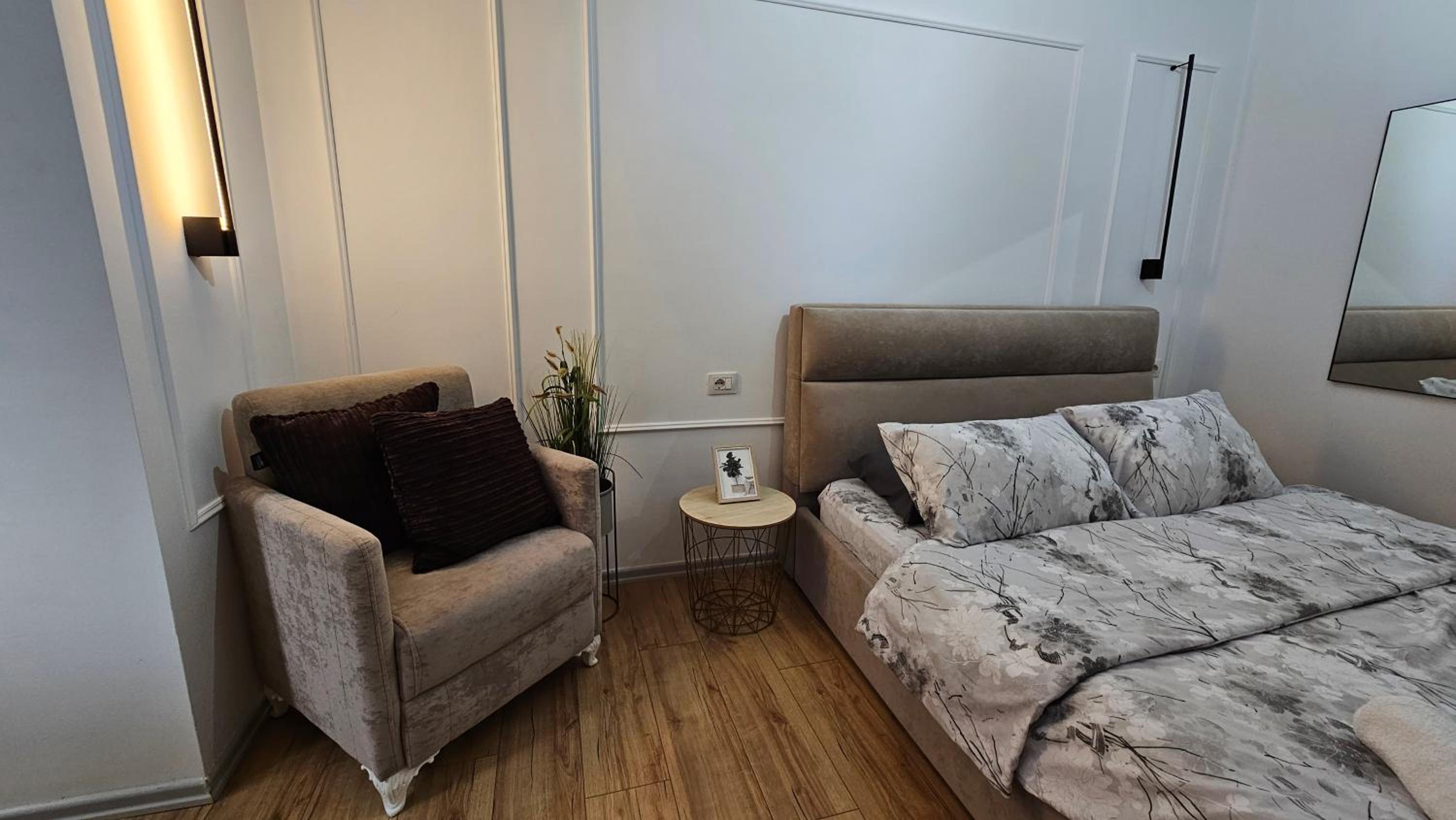 Coco's Apartment