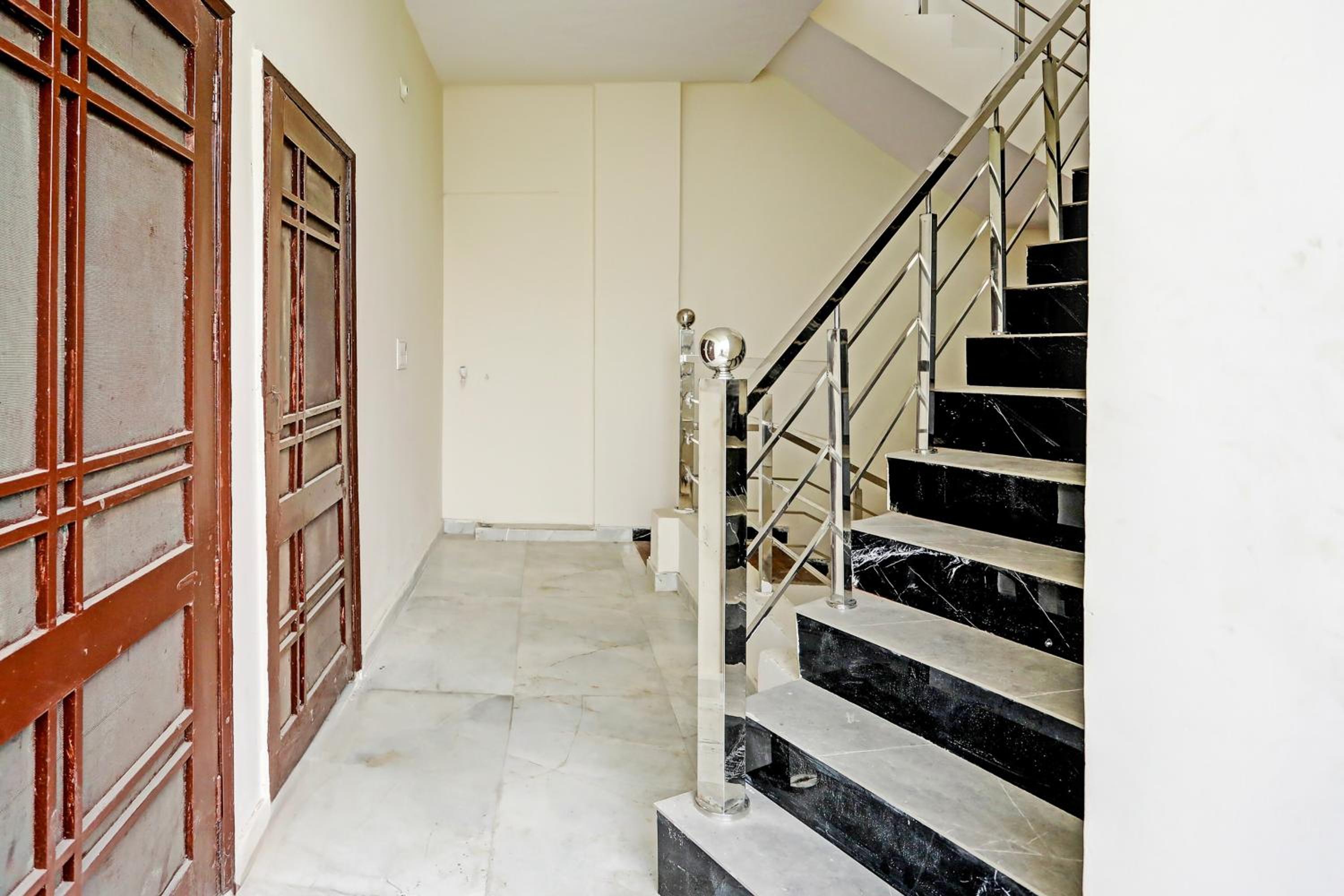 Hotel O The Happy Homestay