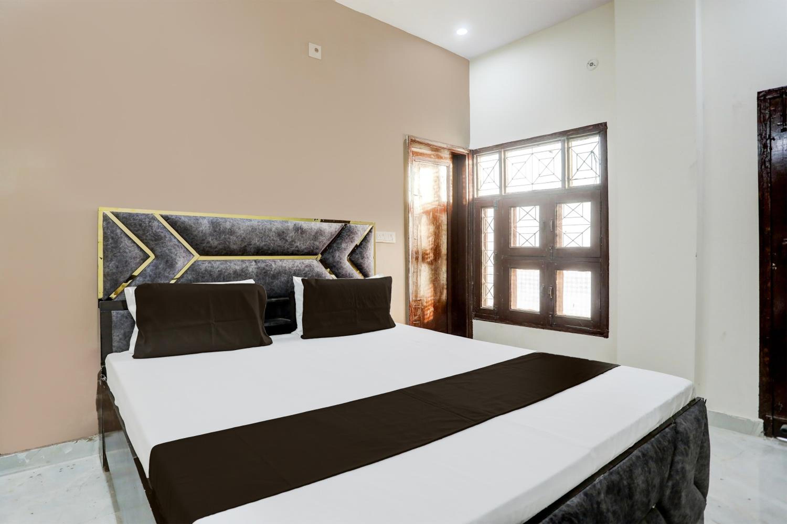 Hotel O The Happy Homestay