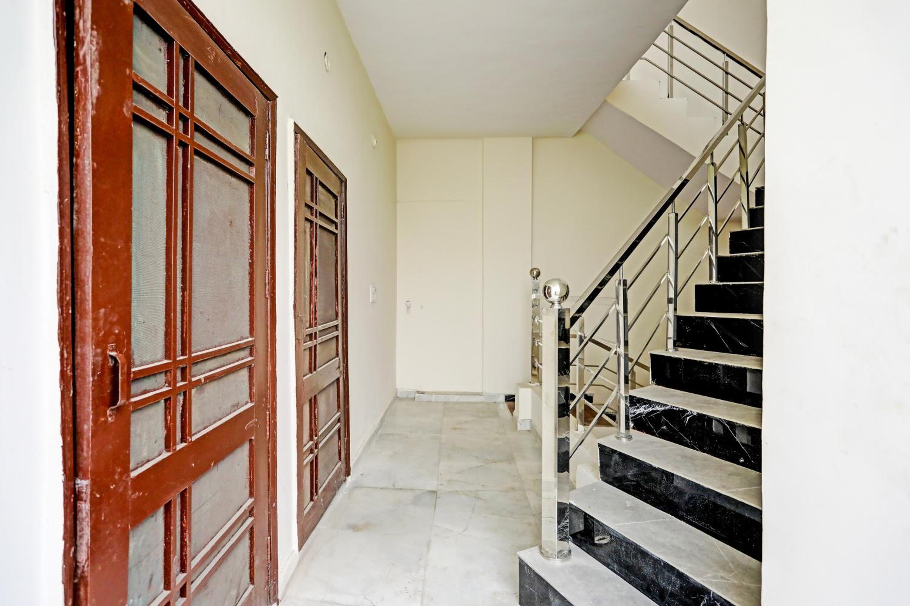 Hotel O The Happy Homestay