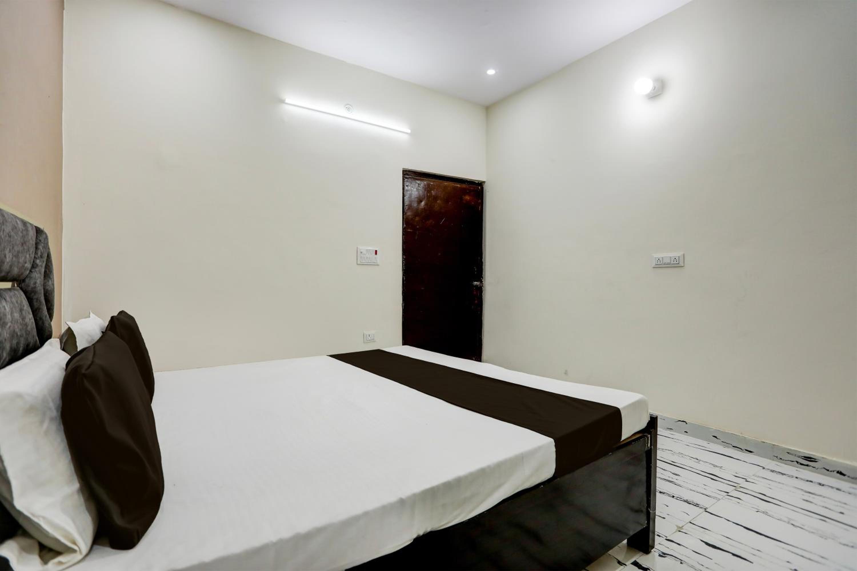 Hotel O The Happy Homestay