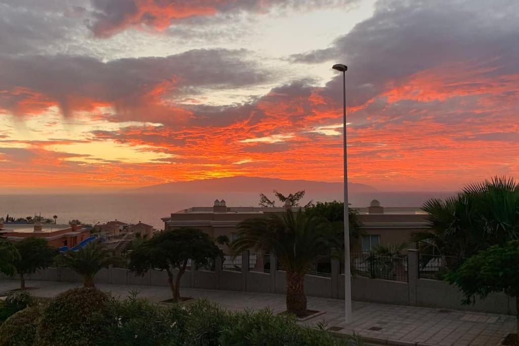 Oceanview Apartment with Garden and BBQ zone