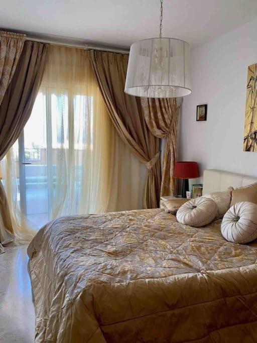 Oceanview Apartment with Garden and BBQ zone