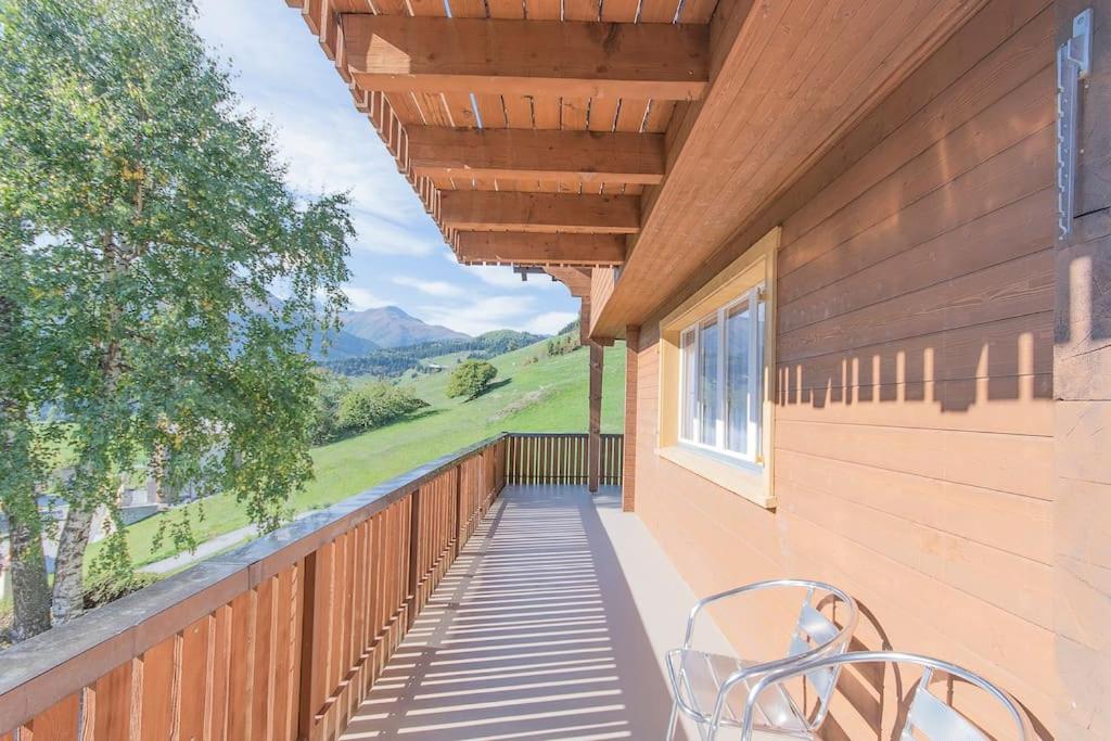 Chalet Viola am Waldrand von Disentis