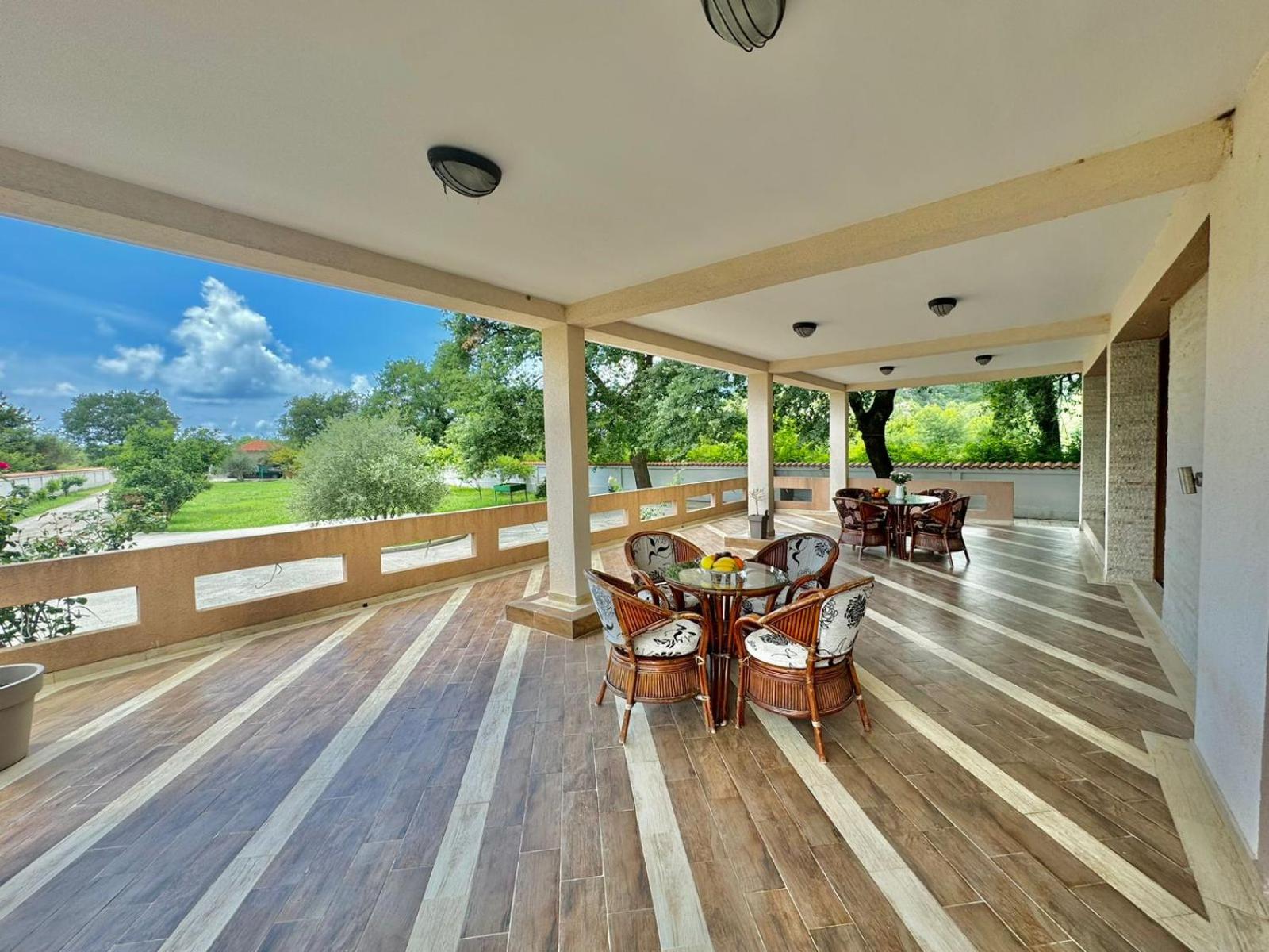 STARS RESIDENCE