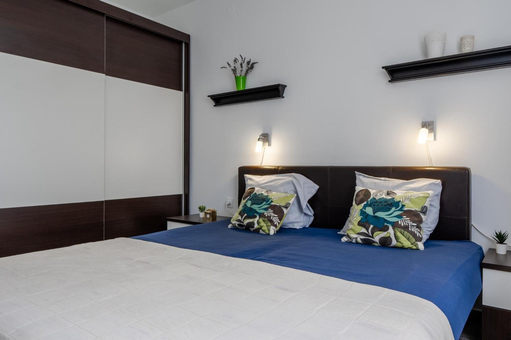 Apartments Horjan
