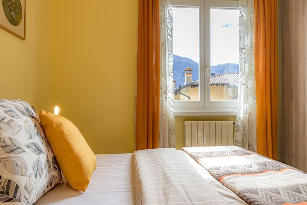 Bonardi's Home - enjoy the lakes! view 3