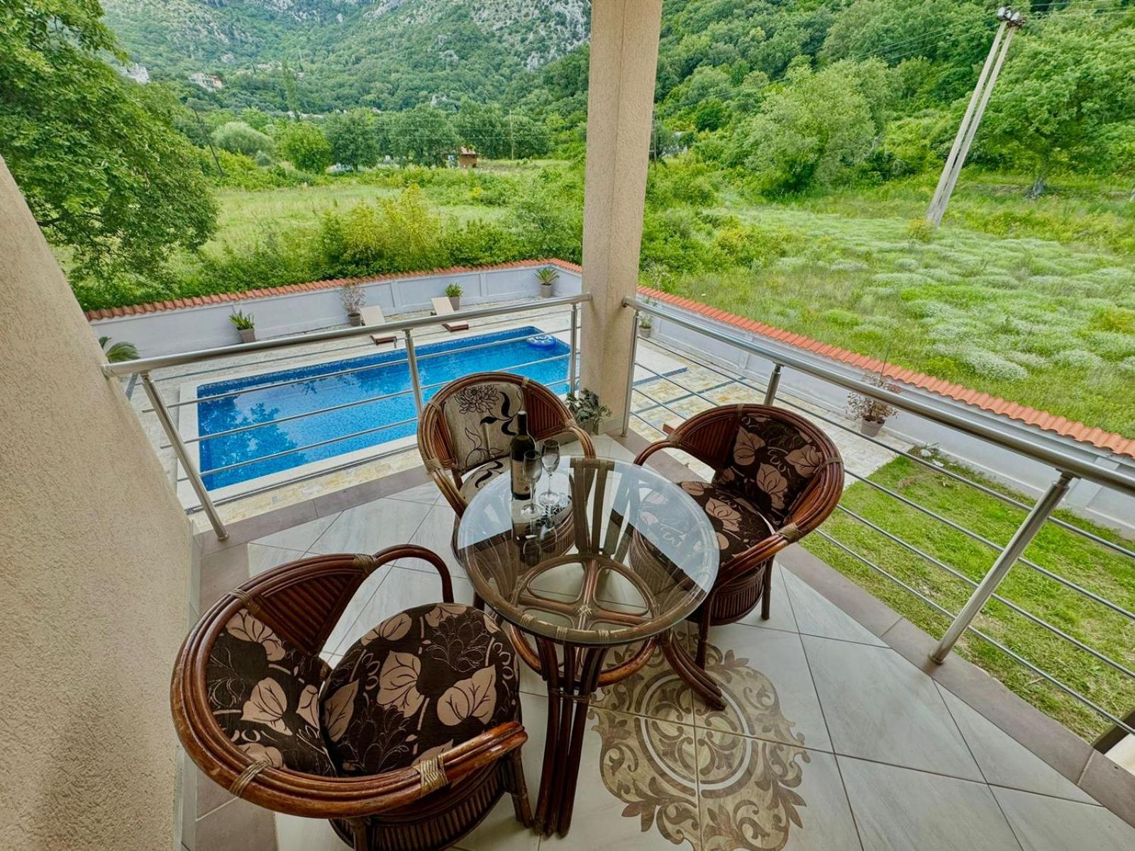 STARS RESIDENCE