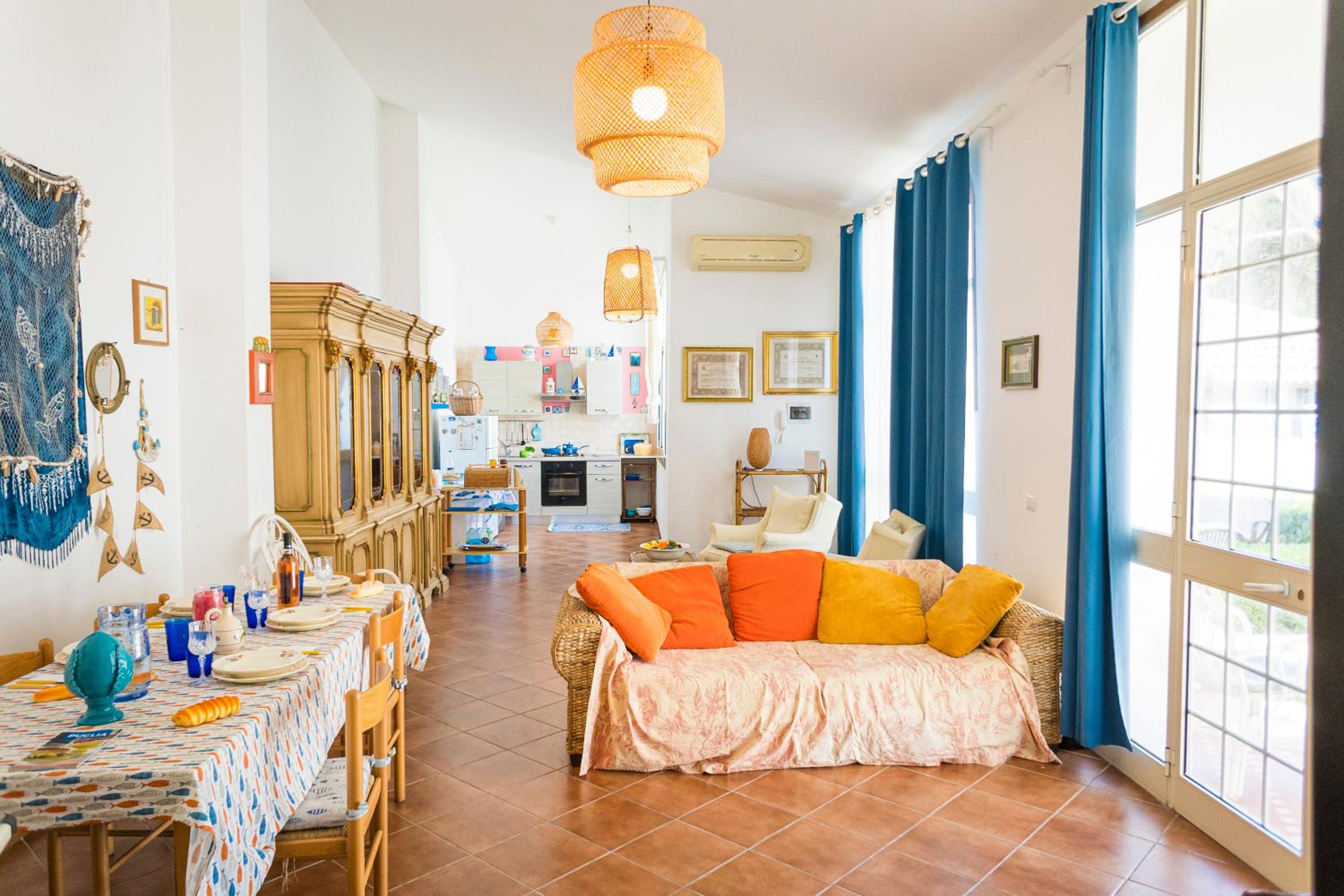 Villetta Sirena Near The Beach - Happy Rentals view 4