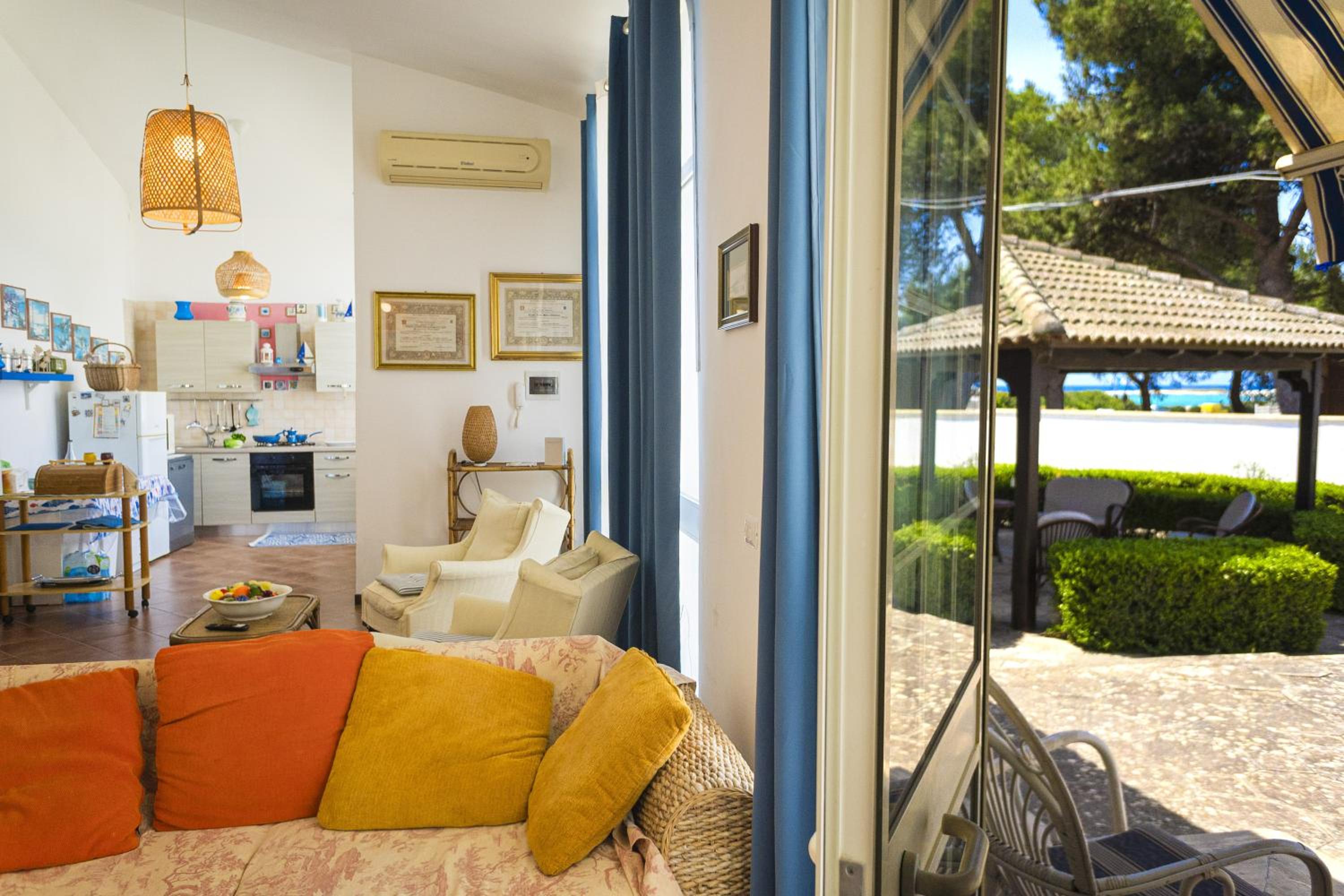 Villetta Sirena Near The Beach - Happy Rentals view 5