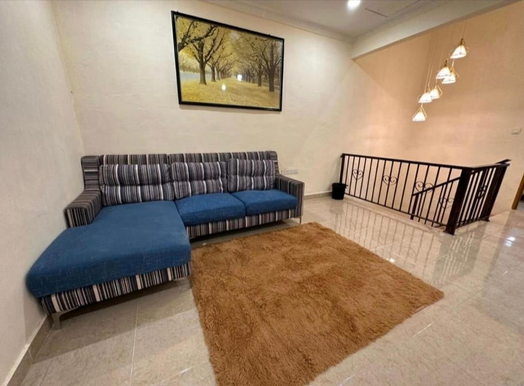 Legend Homestay Taman Sejati photo 6
