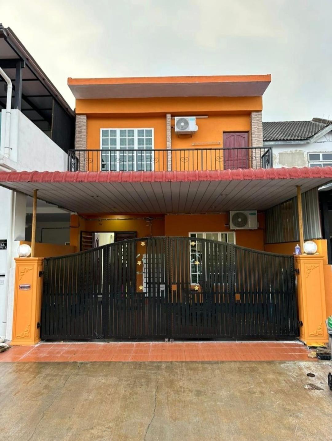 Legend Homestay Taman Sejati photo 4