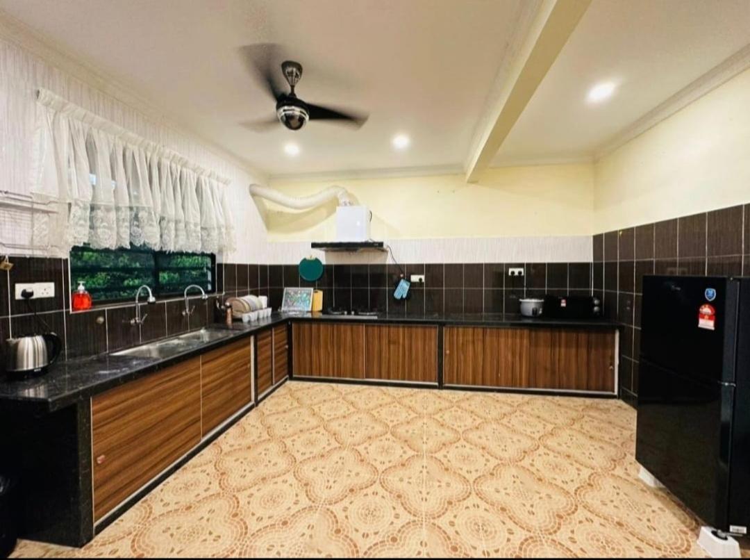 Legend Homestay Taman Sejati photo 8