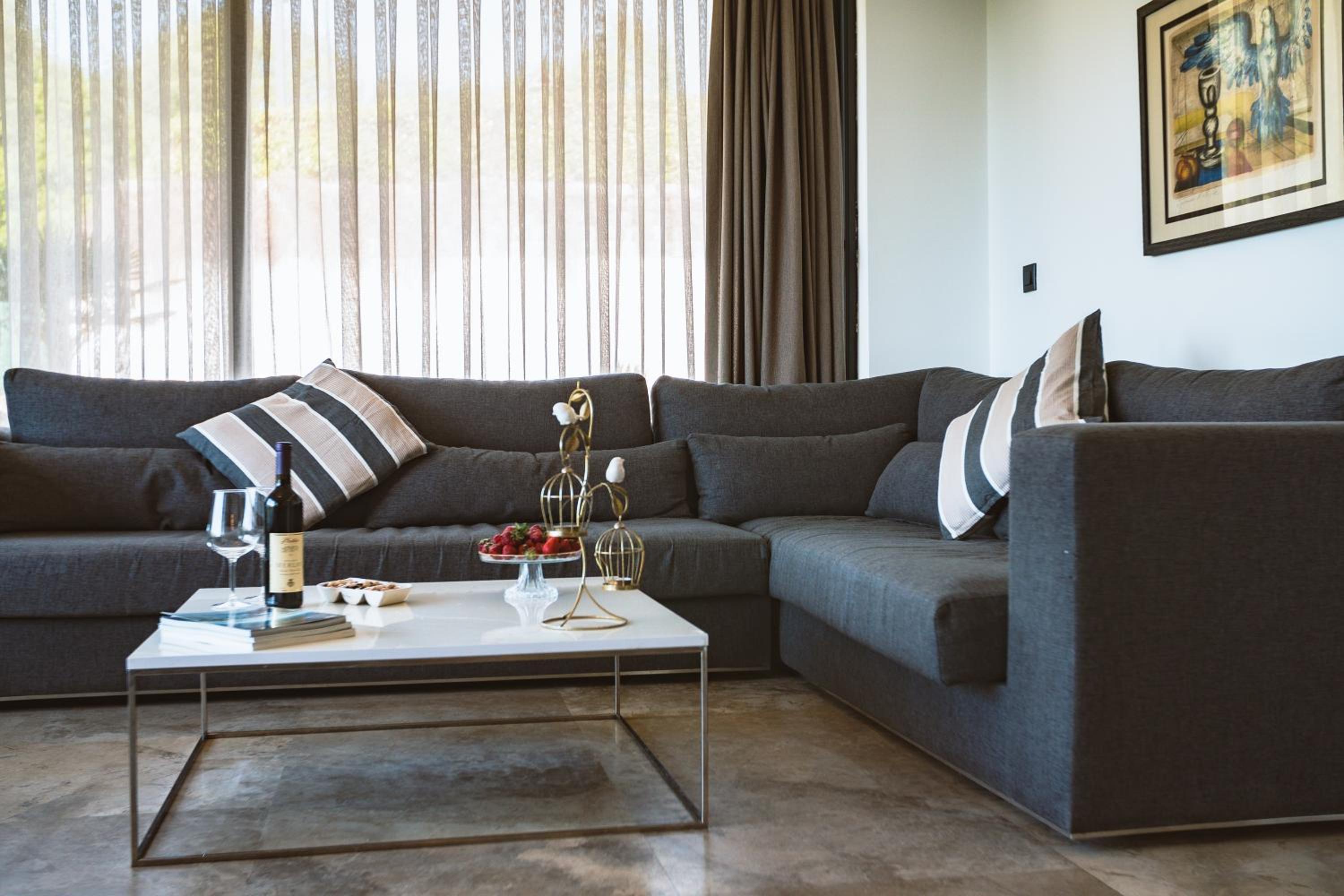 Royal Blue Istanbul - Luxury Villas