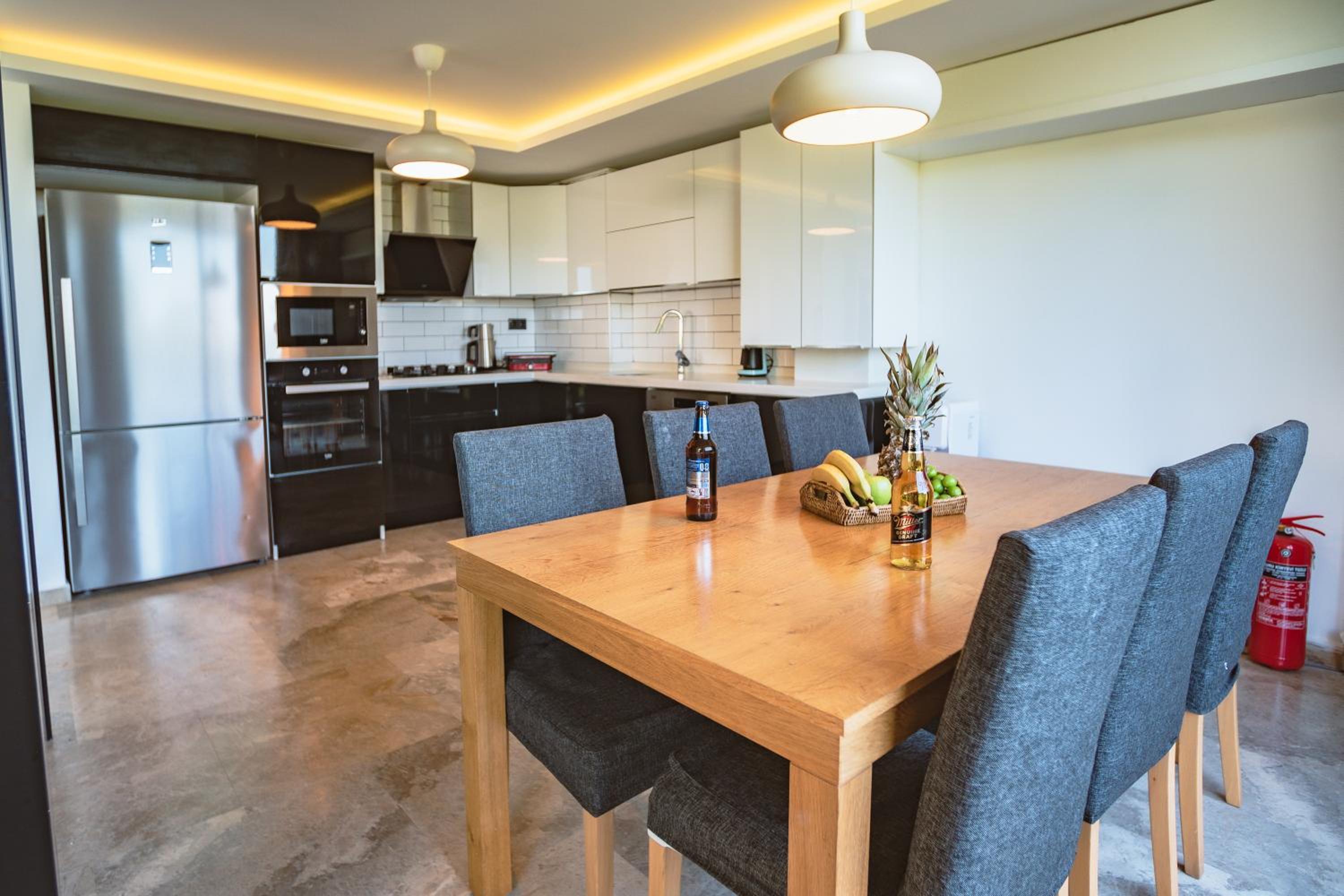 Royal Blue Istanbul - Luxury Villas
