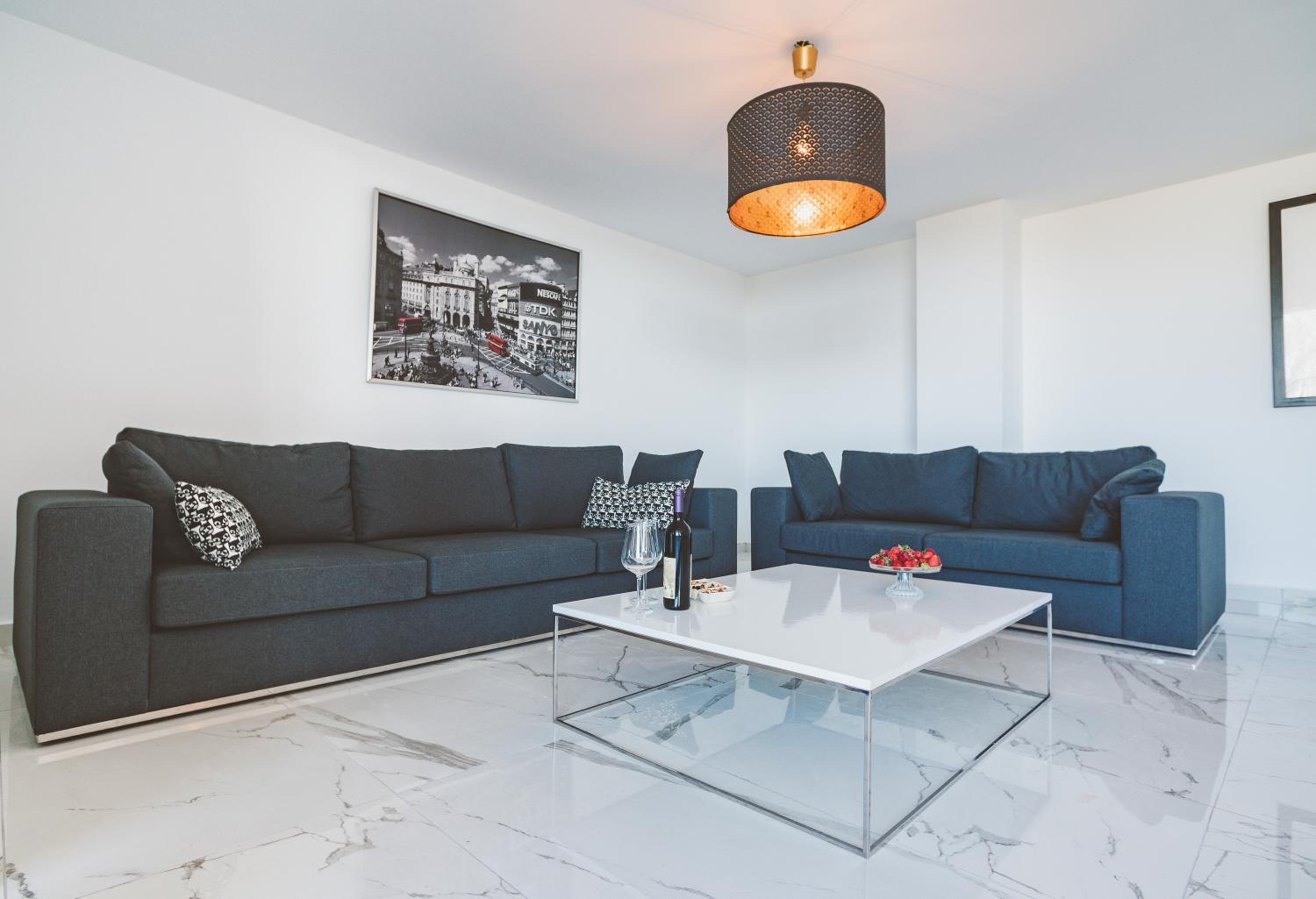 Royal Blue Istanbul - Luxury Villas