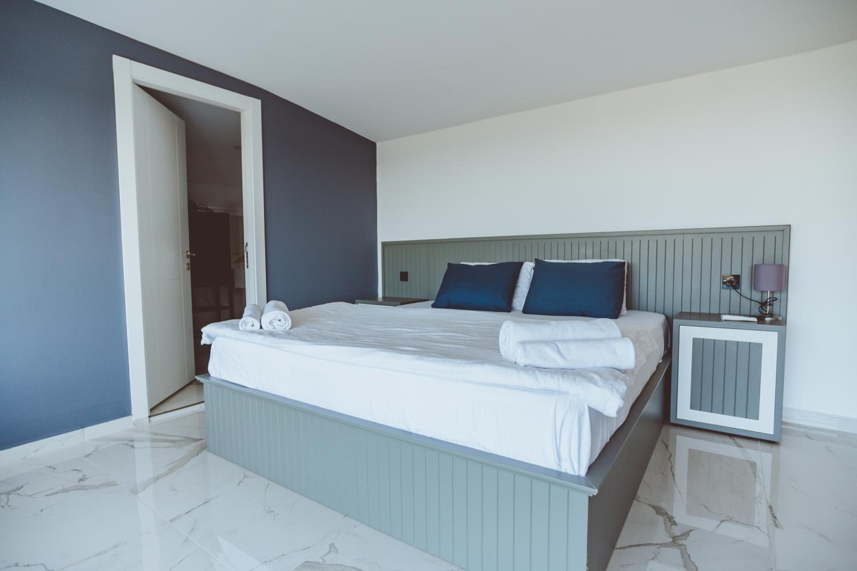 Royal Blue Istanbul - Luxury Villas