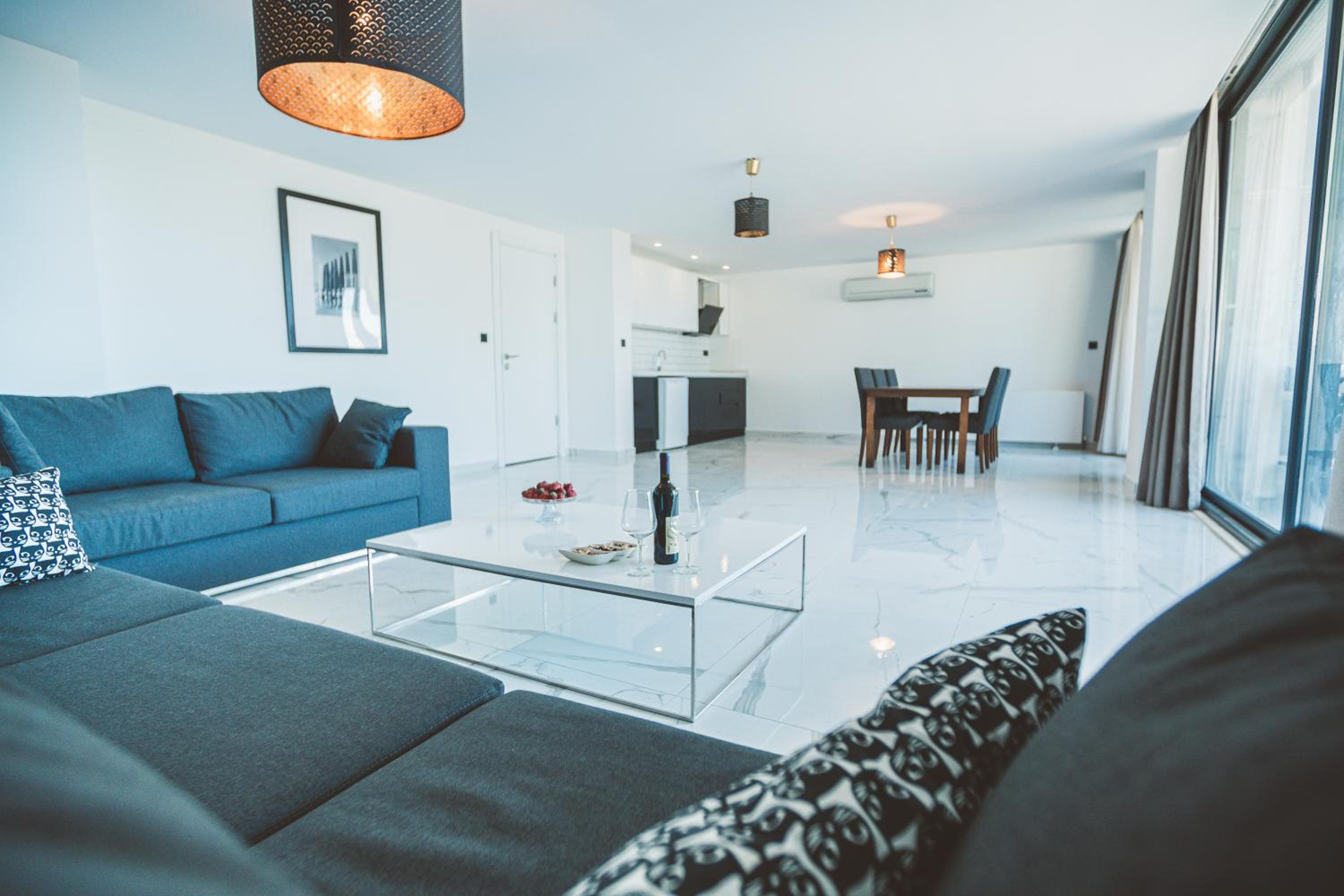 Royal Blue Istanbul - Luxury Villas