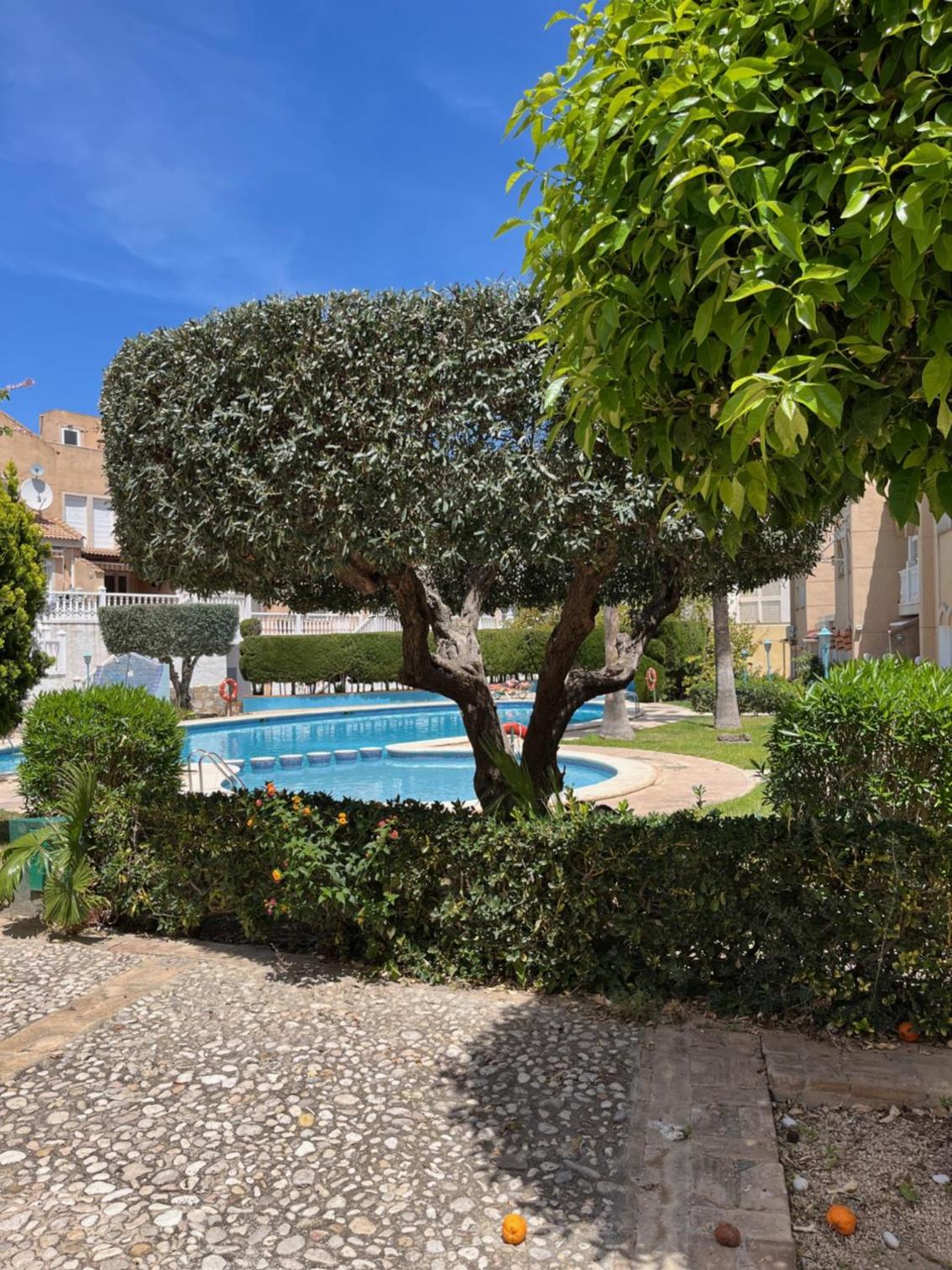 Casa Narú Albir, duplex appartement met ruim terras en buitenkeuken