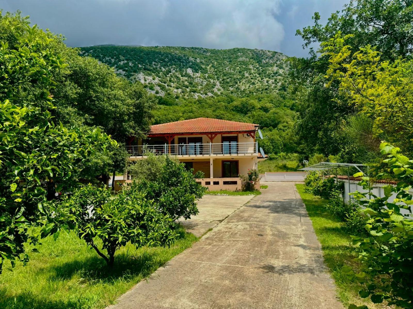 STARS RESIDENCE