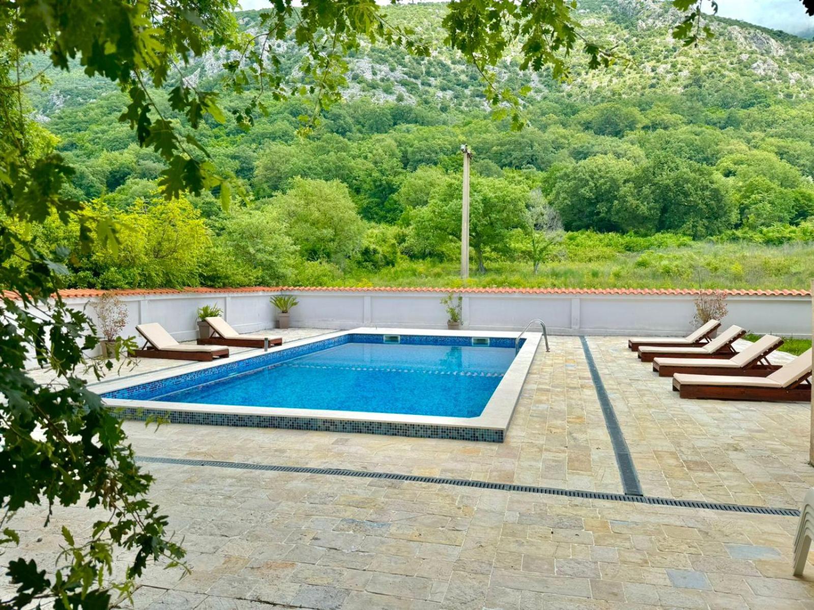 STARS RESIDENCE
