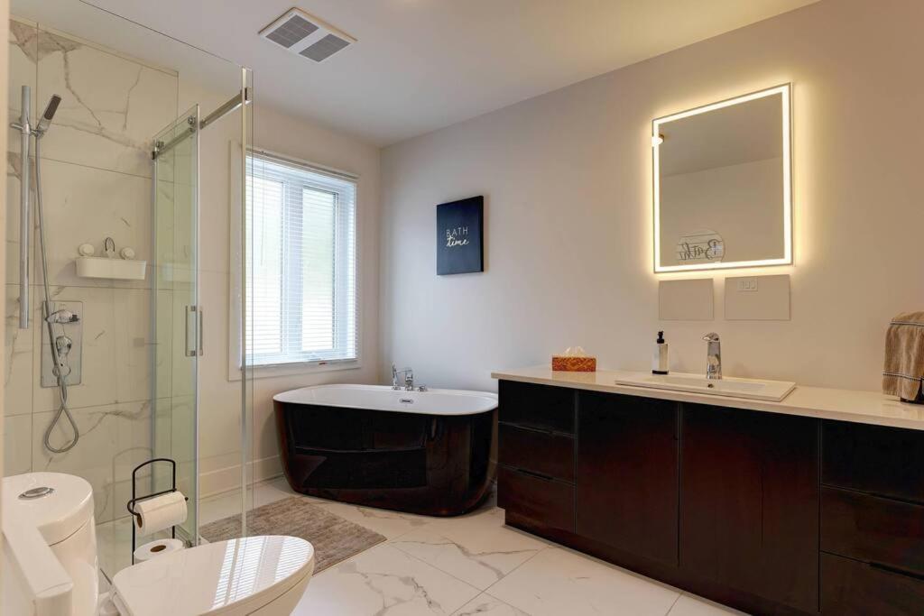 Chalet La Belle Spa Foyer Relaxation Chertsey
