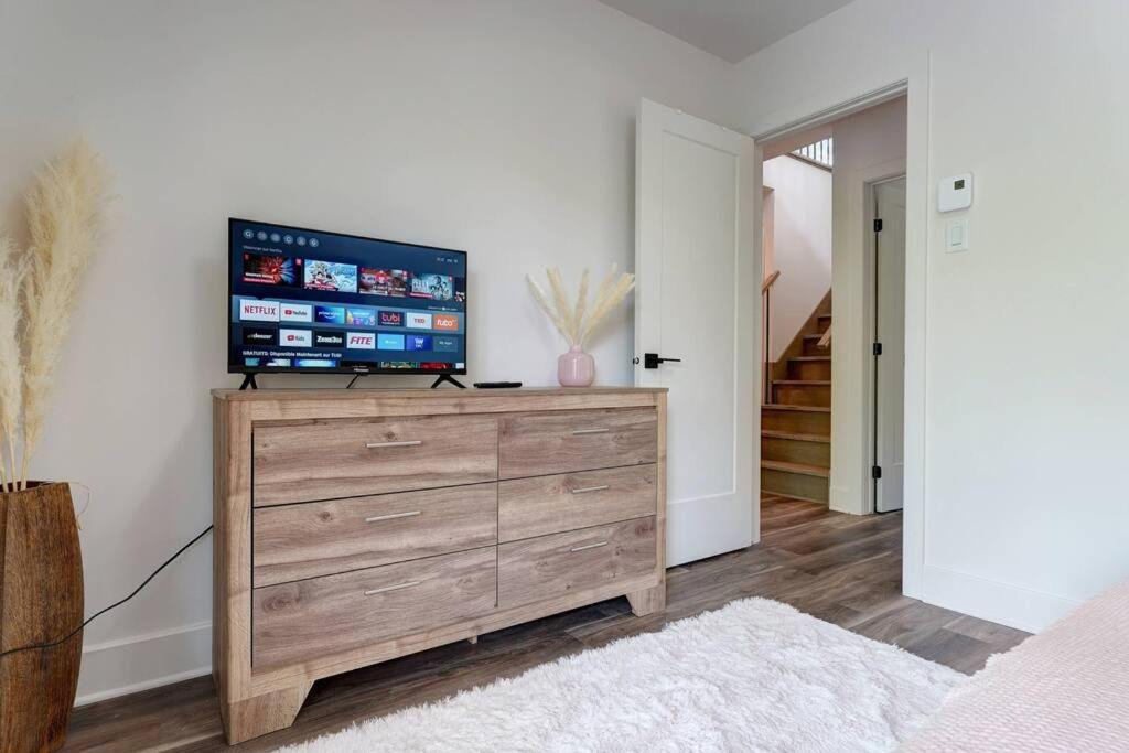 Chalet La Belle Spa Foyer Relaxation Chertsey