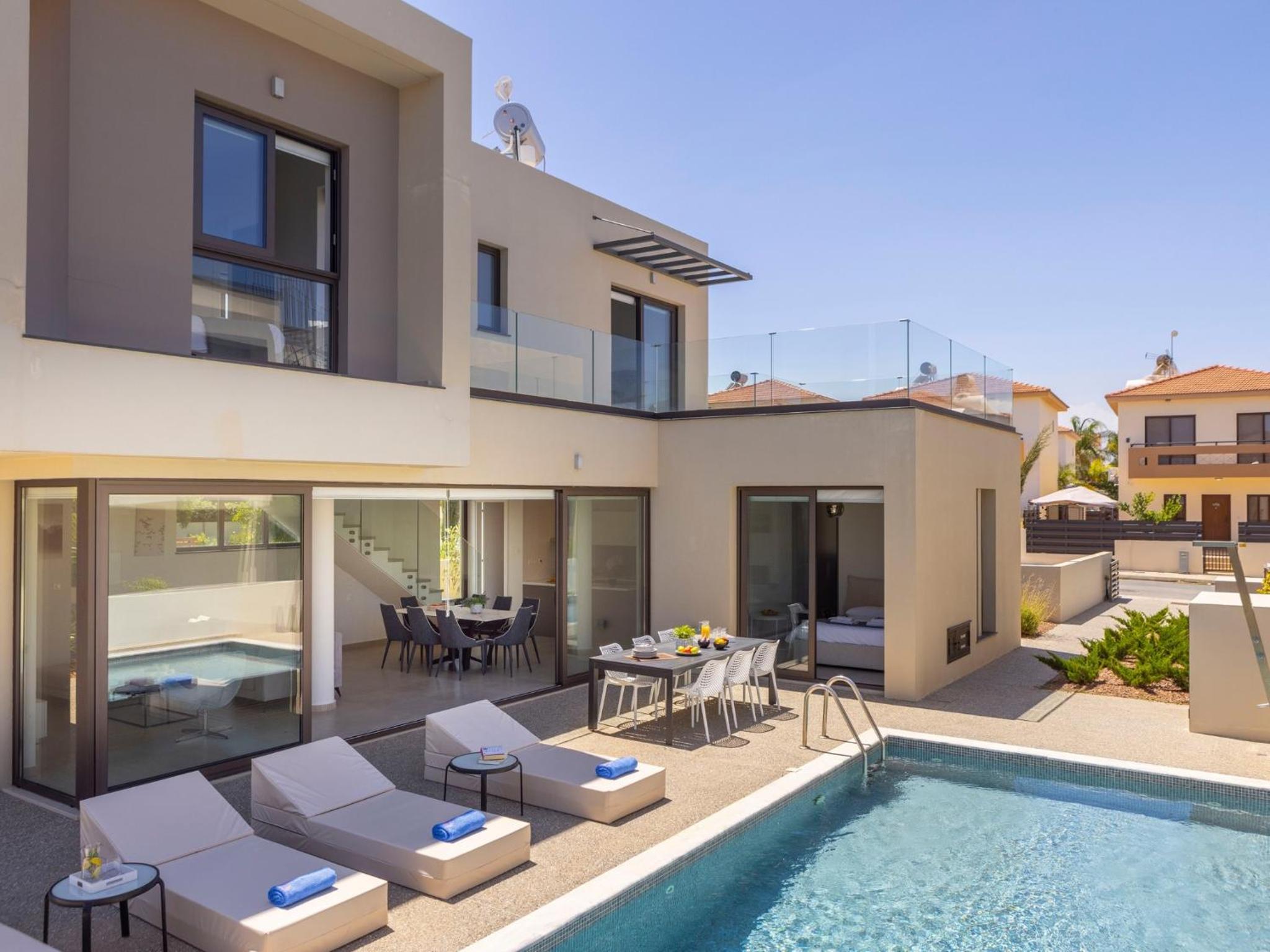 Malama Villas by Karma