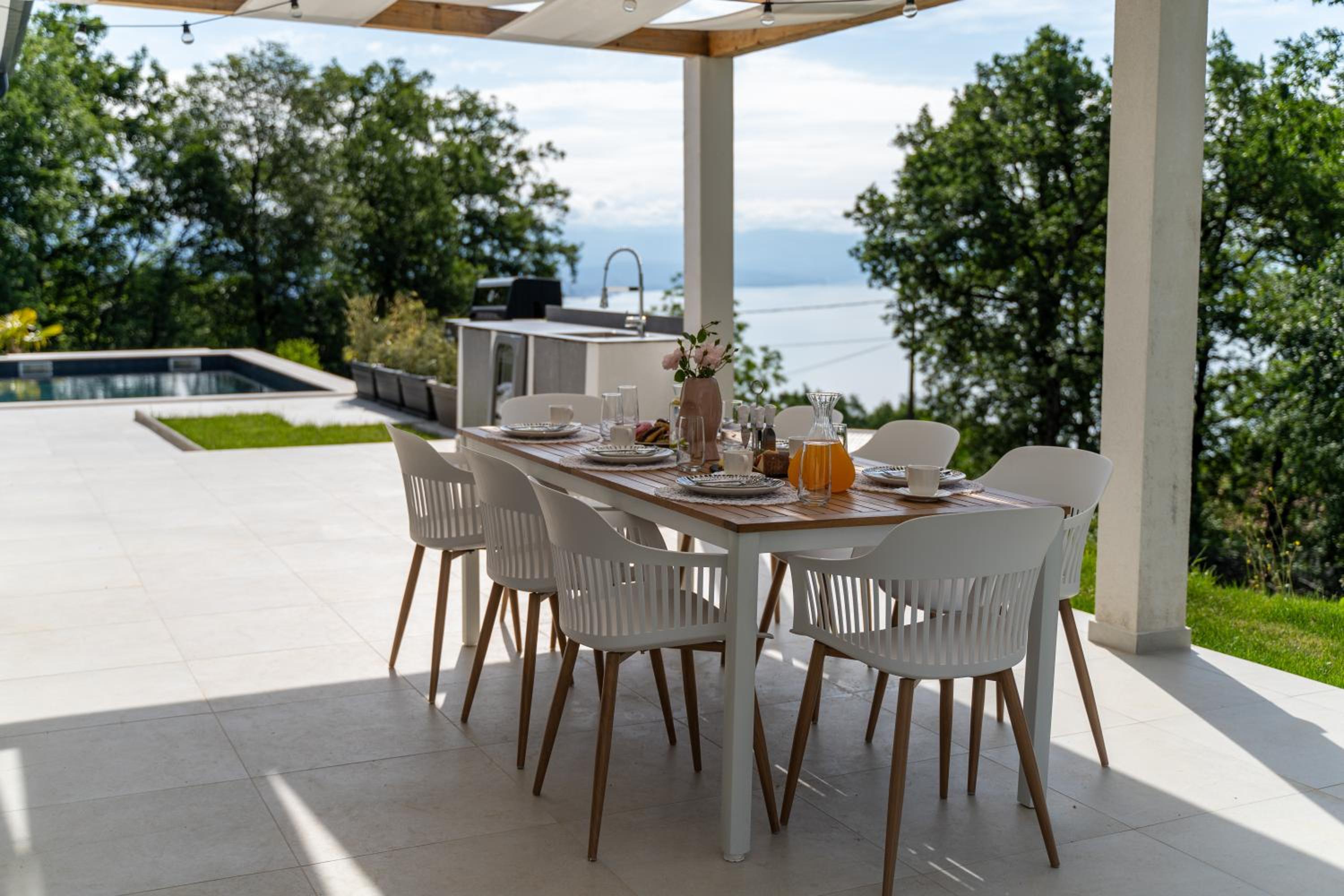 Villa Mare&Monti in Opatija, Heated pool with sea view view 4
