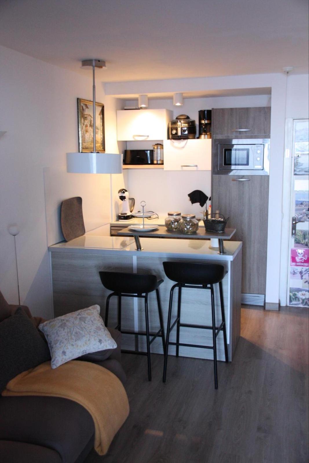 Private apartment with stunning ocean views and sunset.