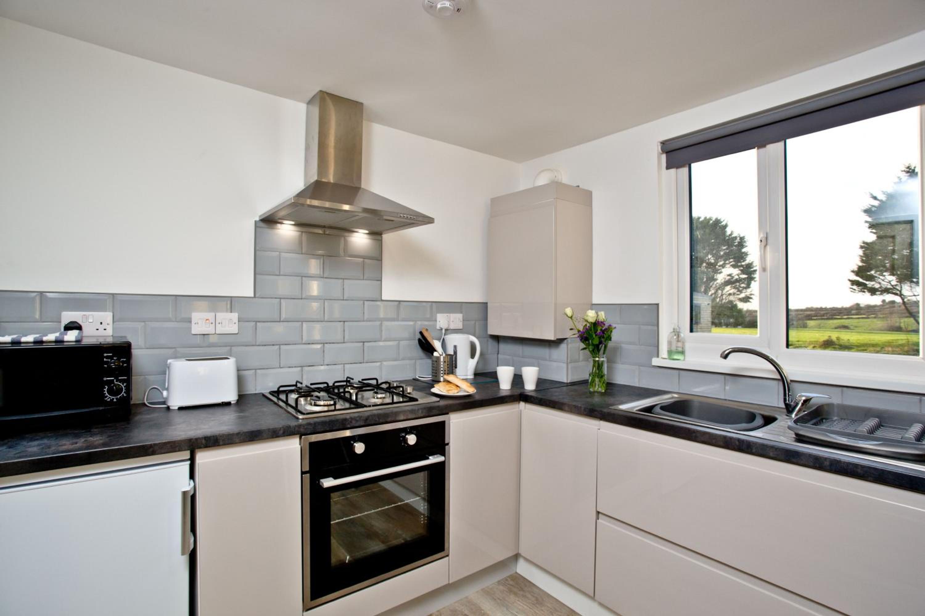 Wheal Amelia - Free WiFi - Parking - Pet Friendly - On-site Activities