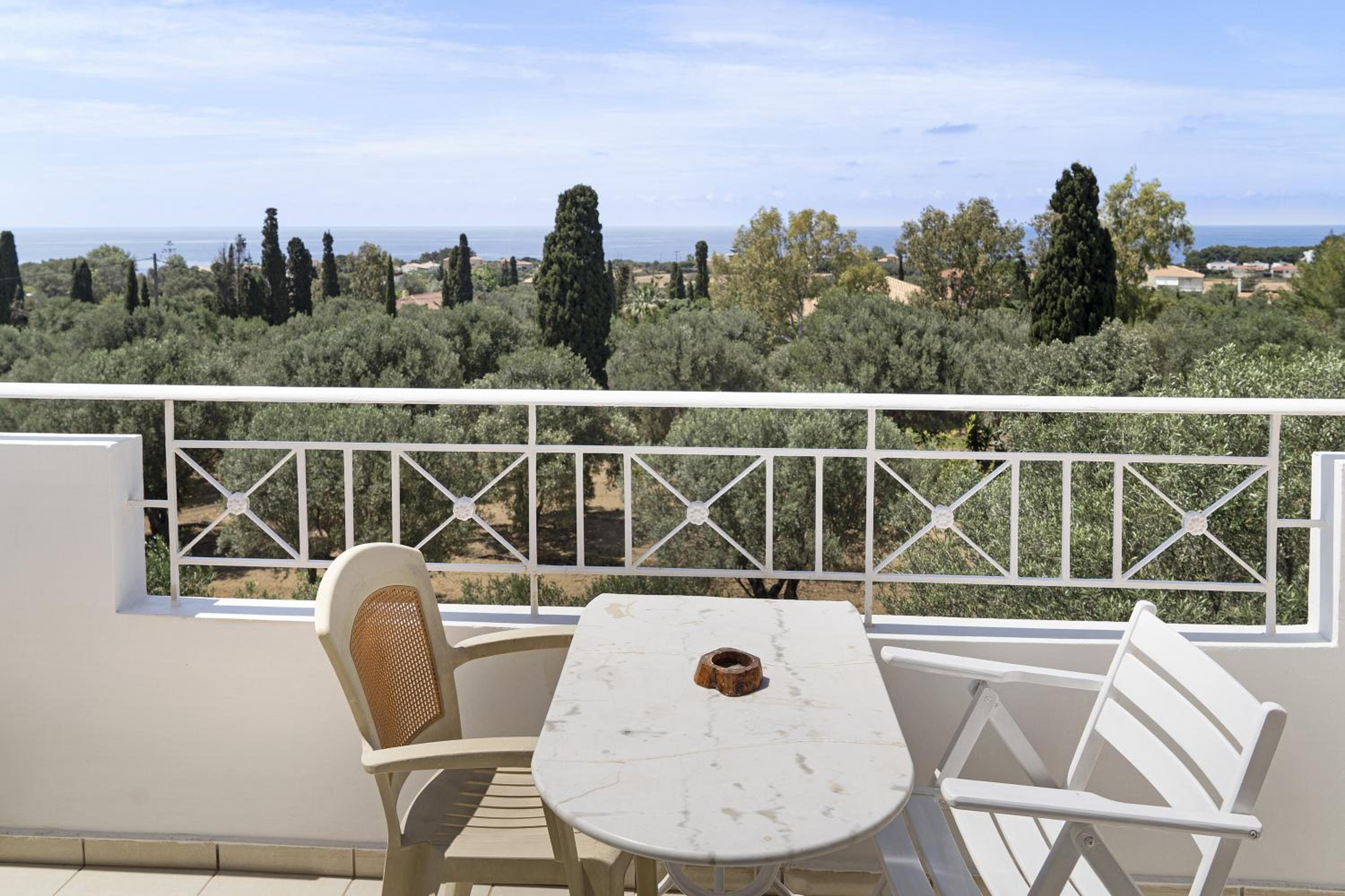 Helena Inn Kefalonia