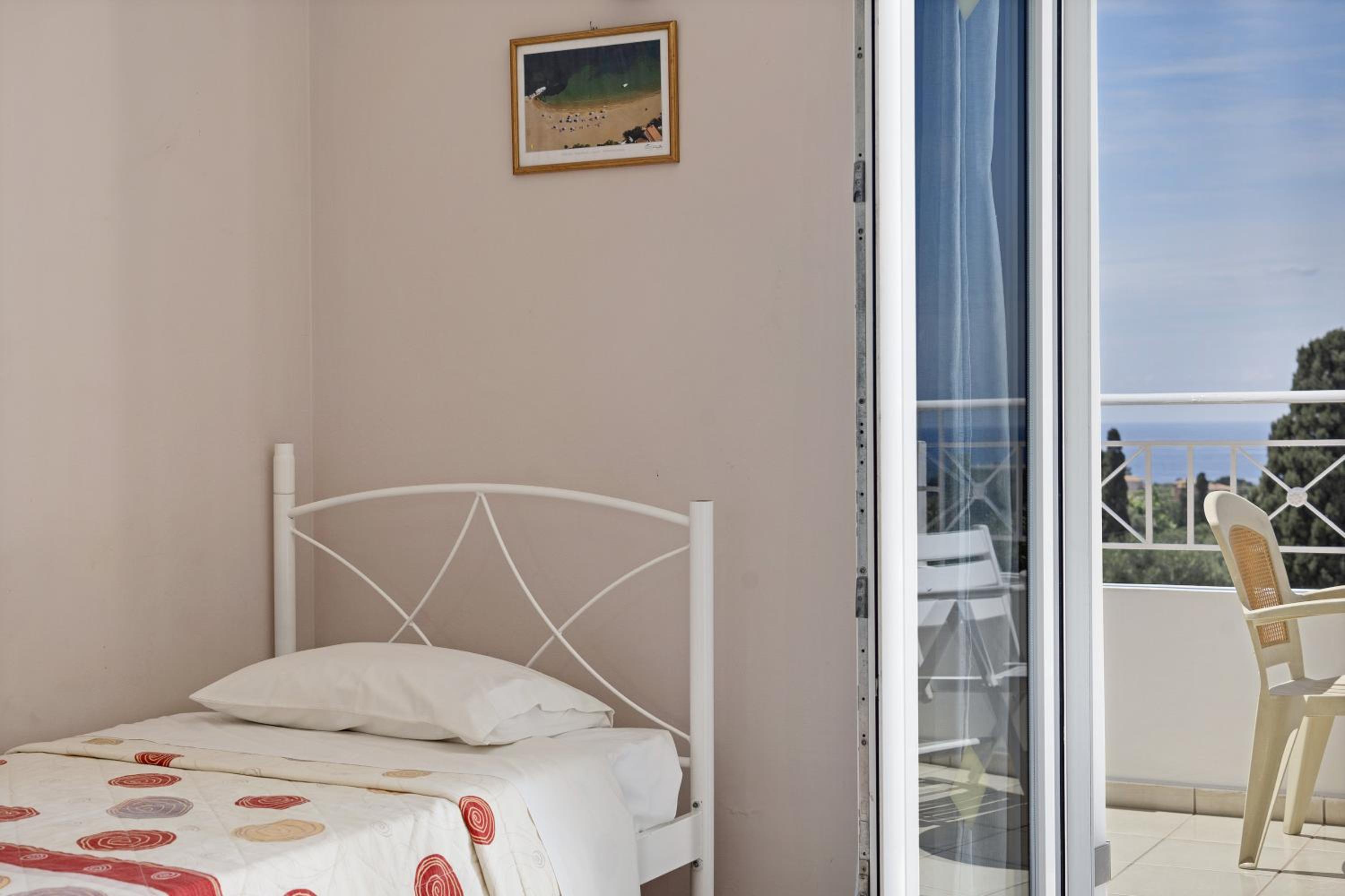 Helena Inn Kefalonia