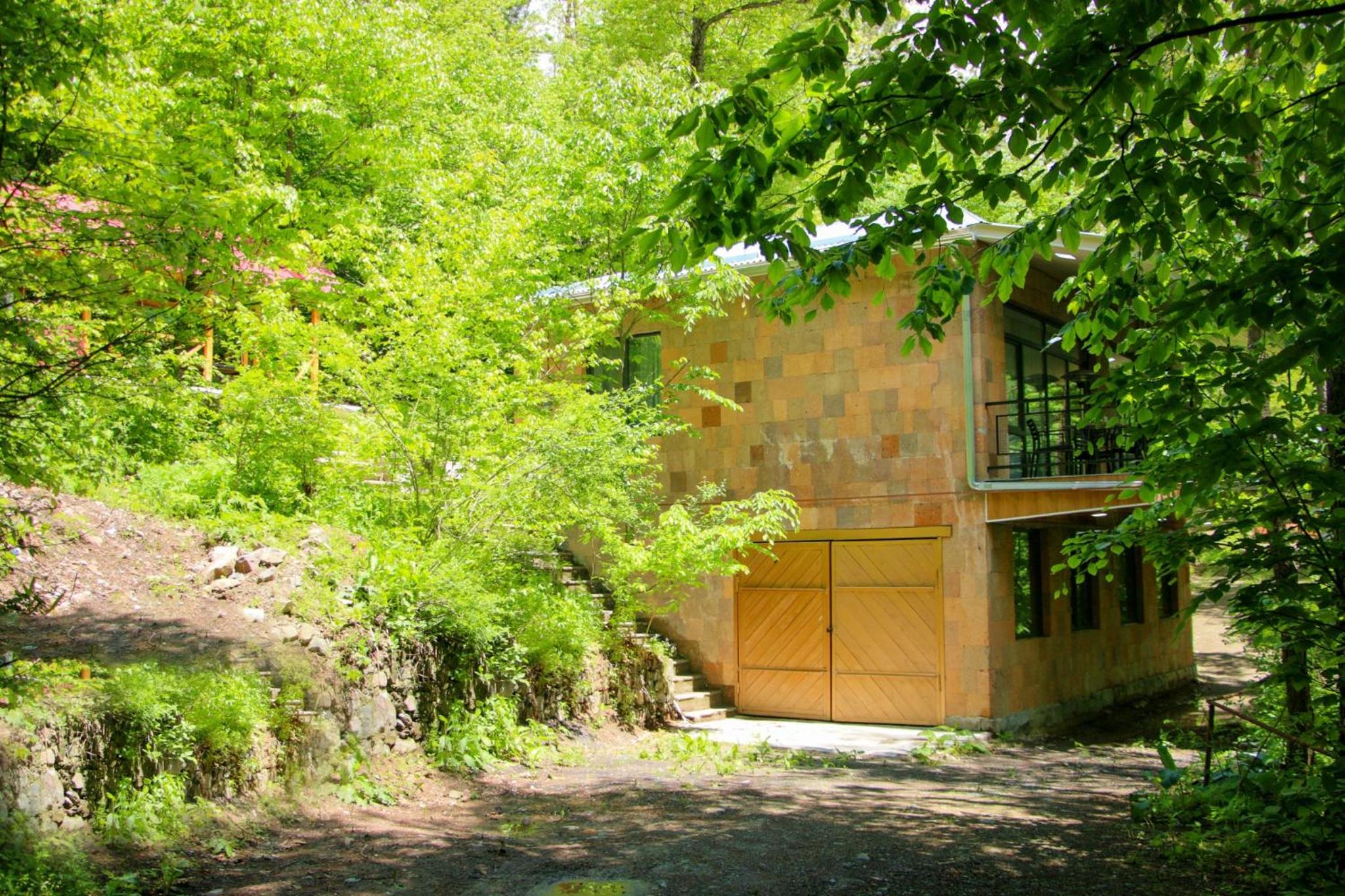 Peaceful 2 Bed I Forest Air I BBQ I Private I Cozy