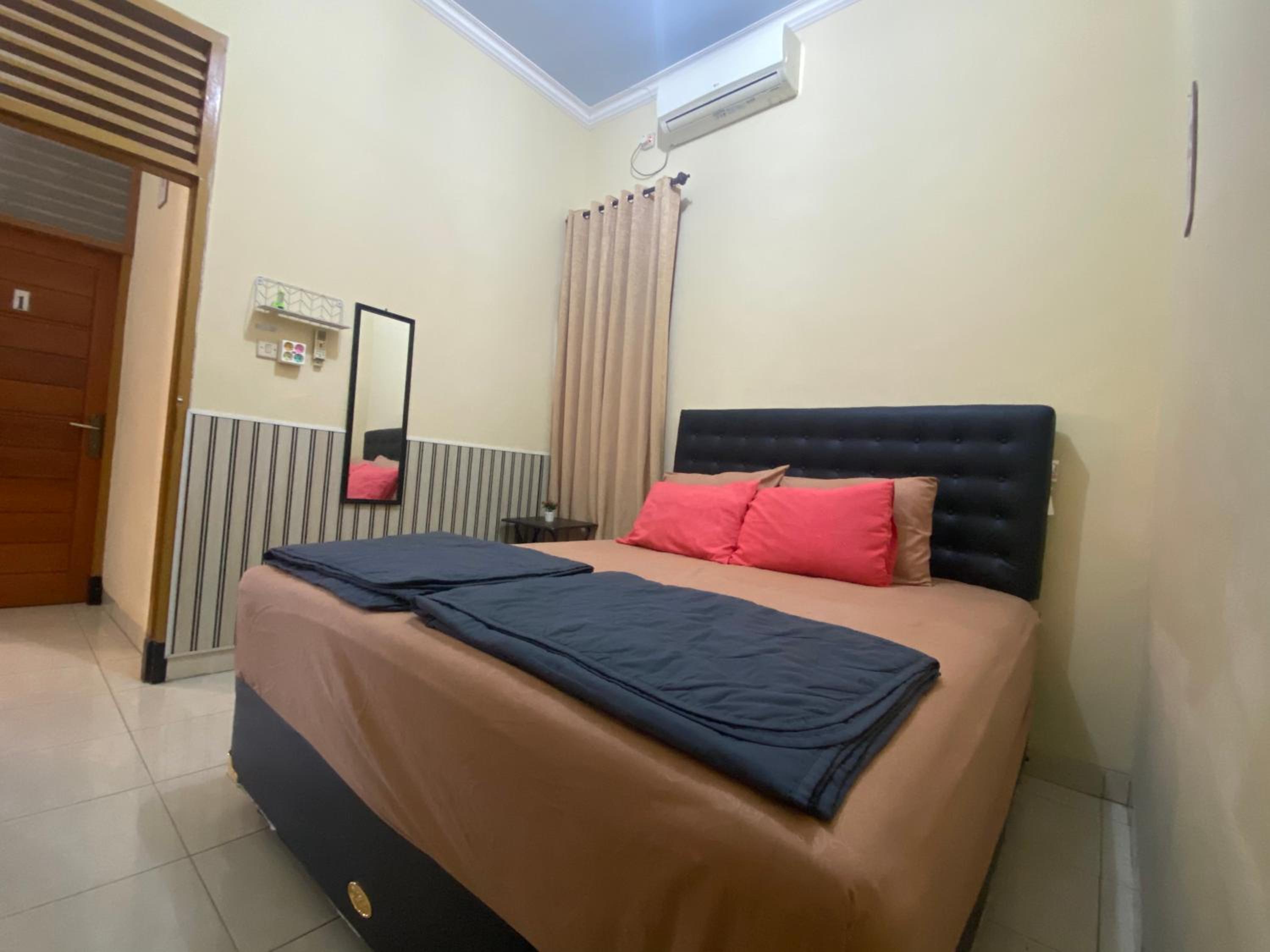 Rumah Kemuning Mataram view 5