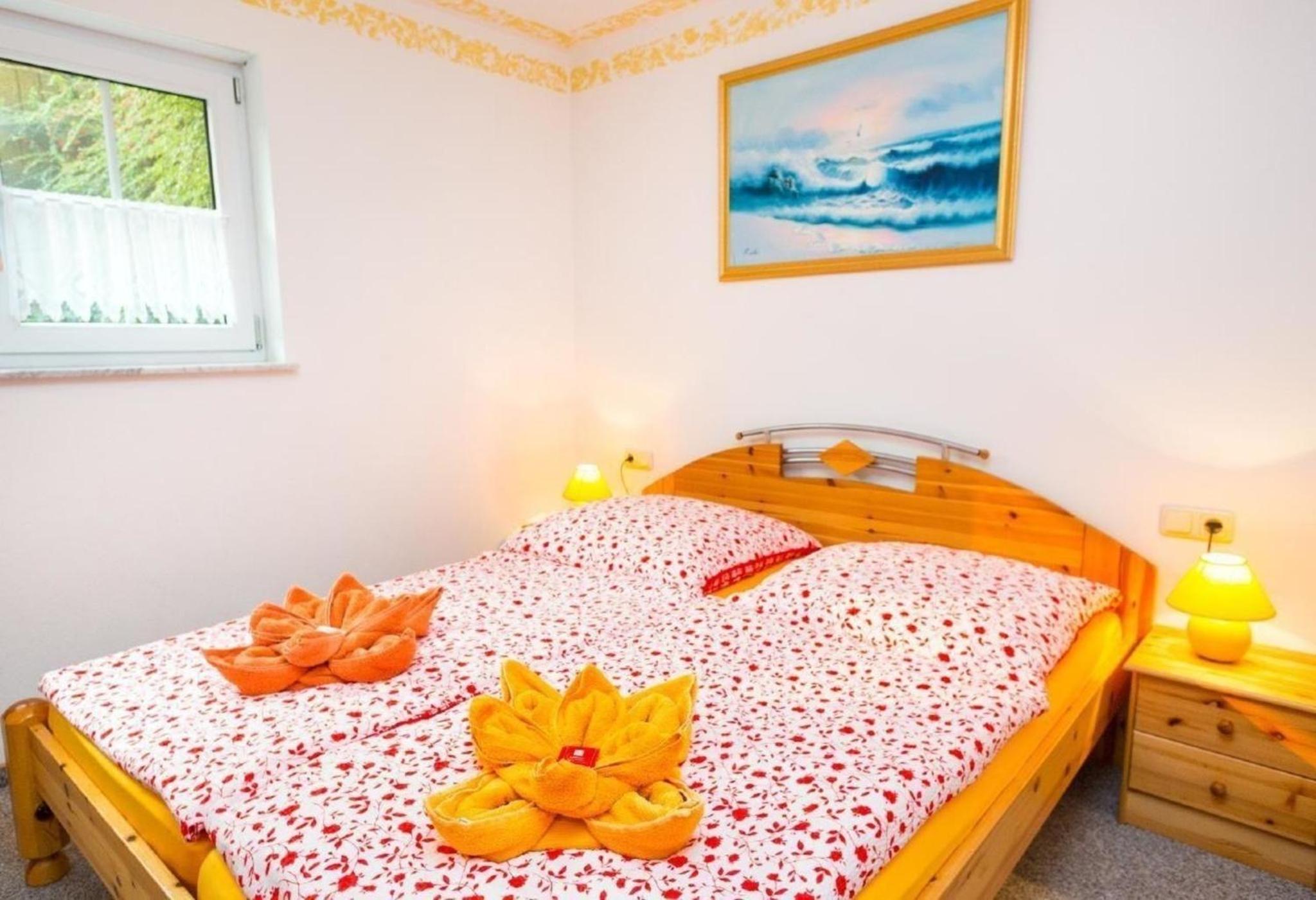 Souterrain-Wohnung am Ufer der Müritz mit eigener Terrasse - b51713