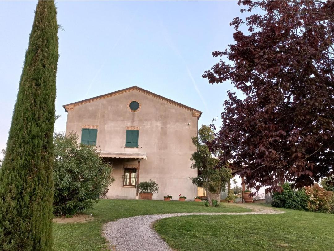 Ettaro Verde studio apartment for holidays view 2