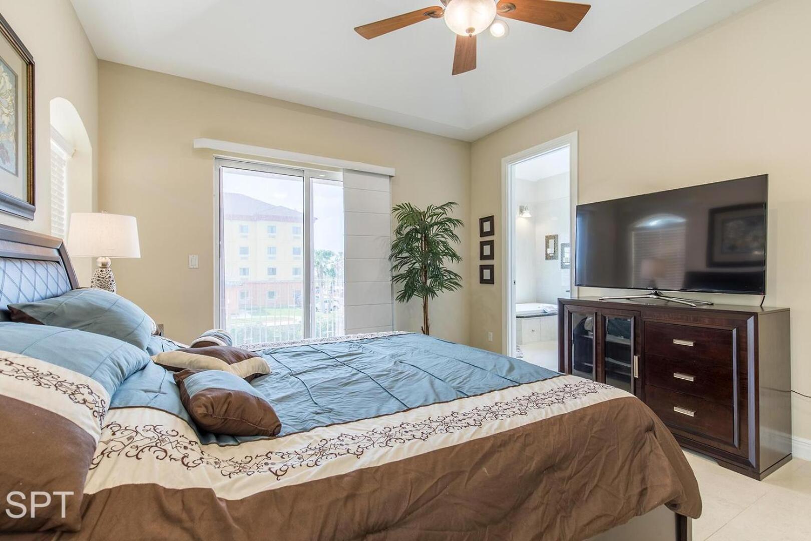 Big Private Luxury Home in Beach Gated Community